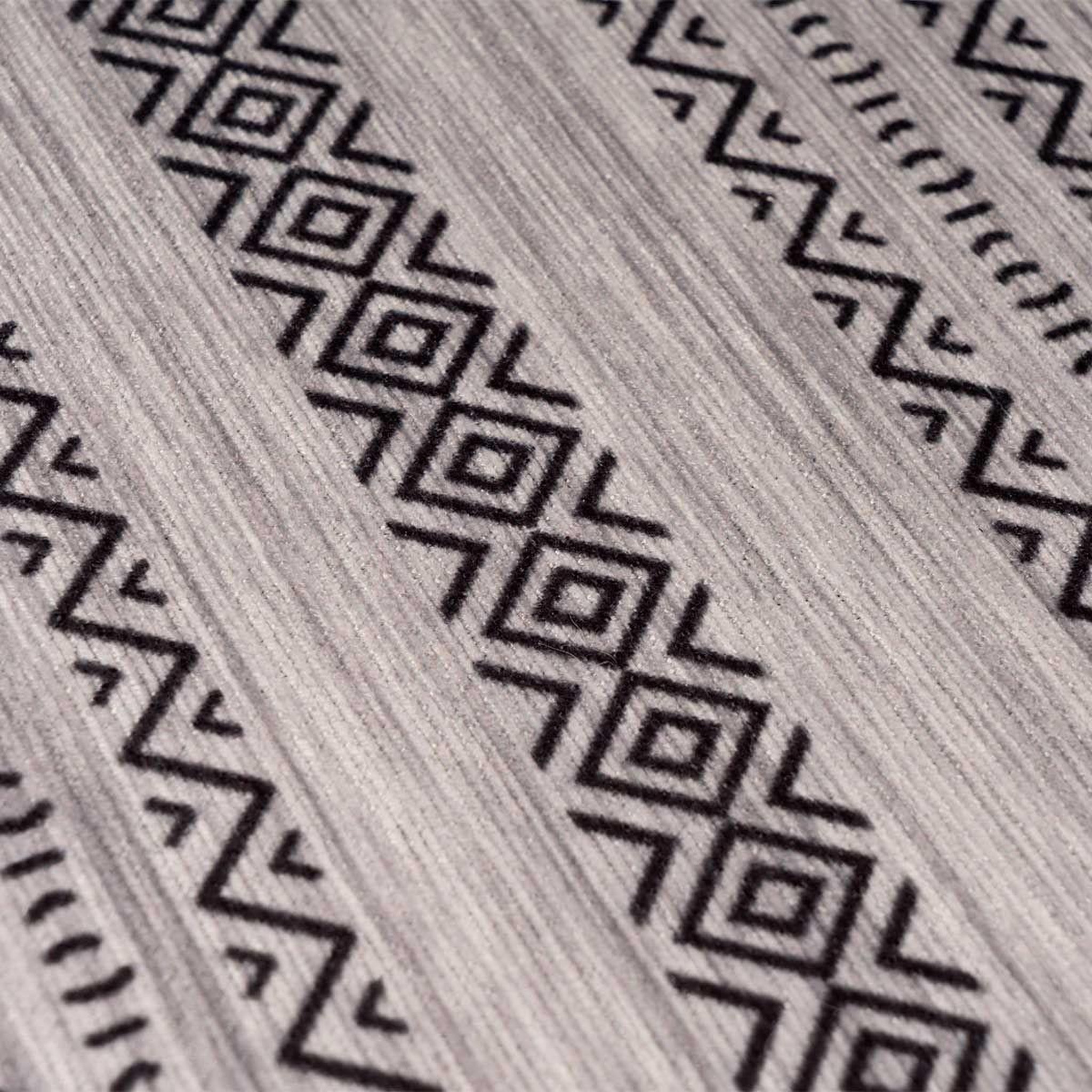 Voir la diapositive 3 : Paris Prix Tapis Tissé Imprimé à Poils Plats  Maya  Gris