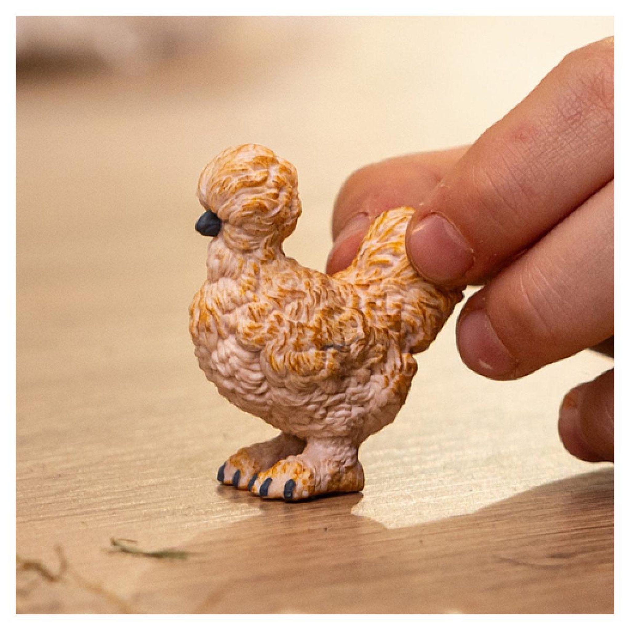 Voir la diapositive 2 : Schleich 14891 figurine Poule soie