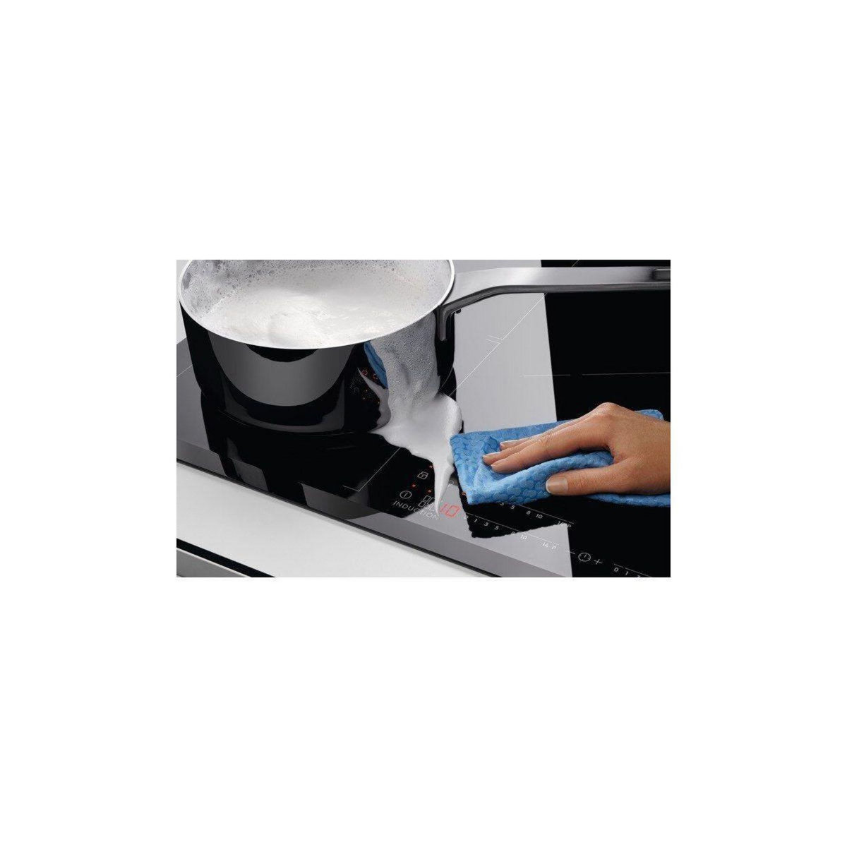 ELECTROLUX Plaque induction EIT913