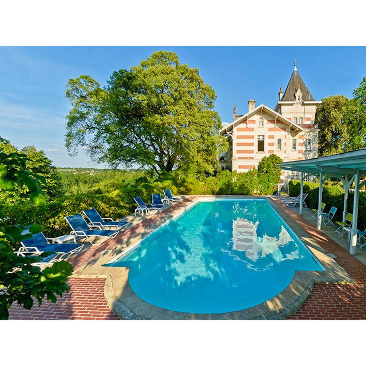 Smartbox 2 jours d'exception avec massage et accès au spa dans un hôtel 4* près de Cognac - Coffret Cadeau Séjour