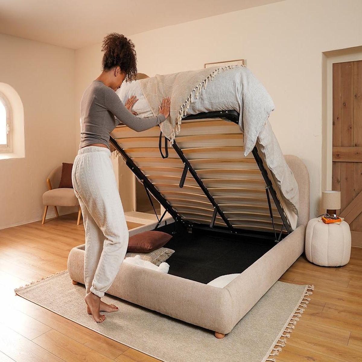 BEST MOBILIER Hugo - lit coffre - 160x200 cm - en velours texturé