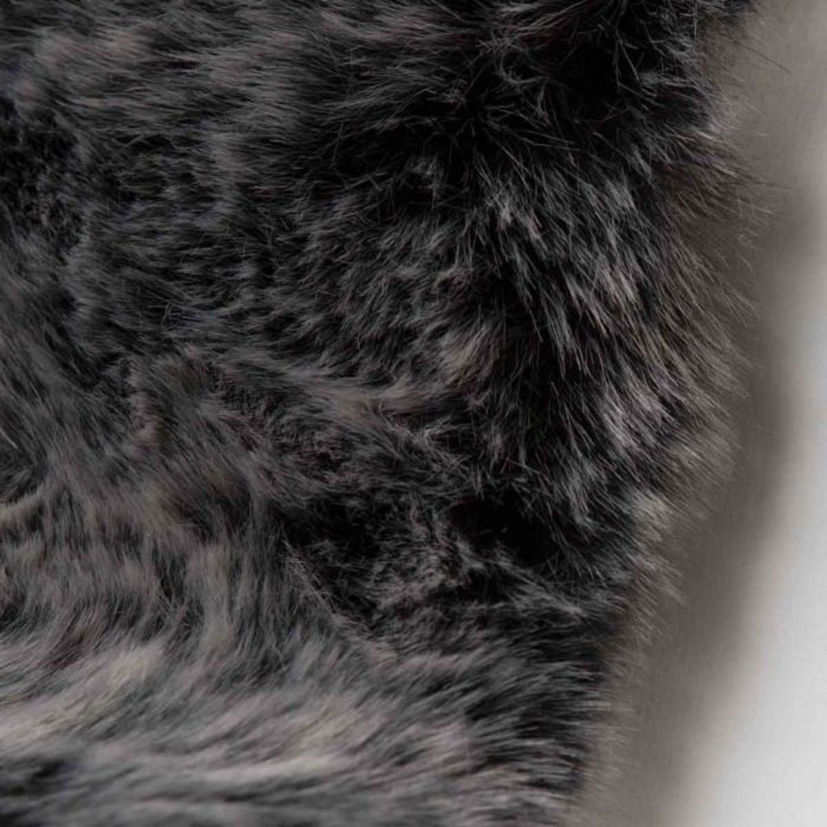 Paris Prix Coussin Imitation Fourrure  Sabah  40x40cm Anthracite