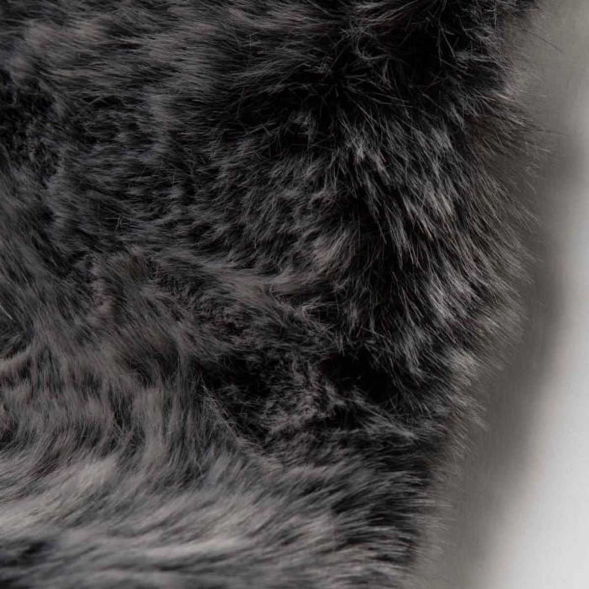 Paris Prix Coussin Imitation Fourrure  Sabah  40x40cm Anthracite