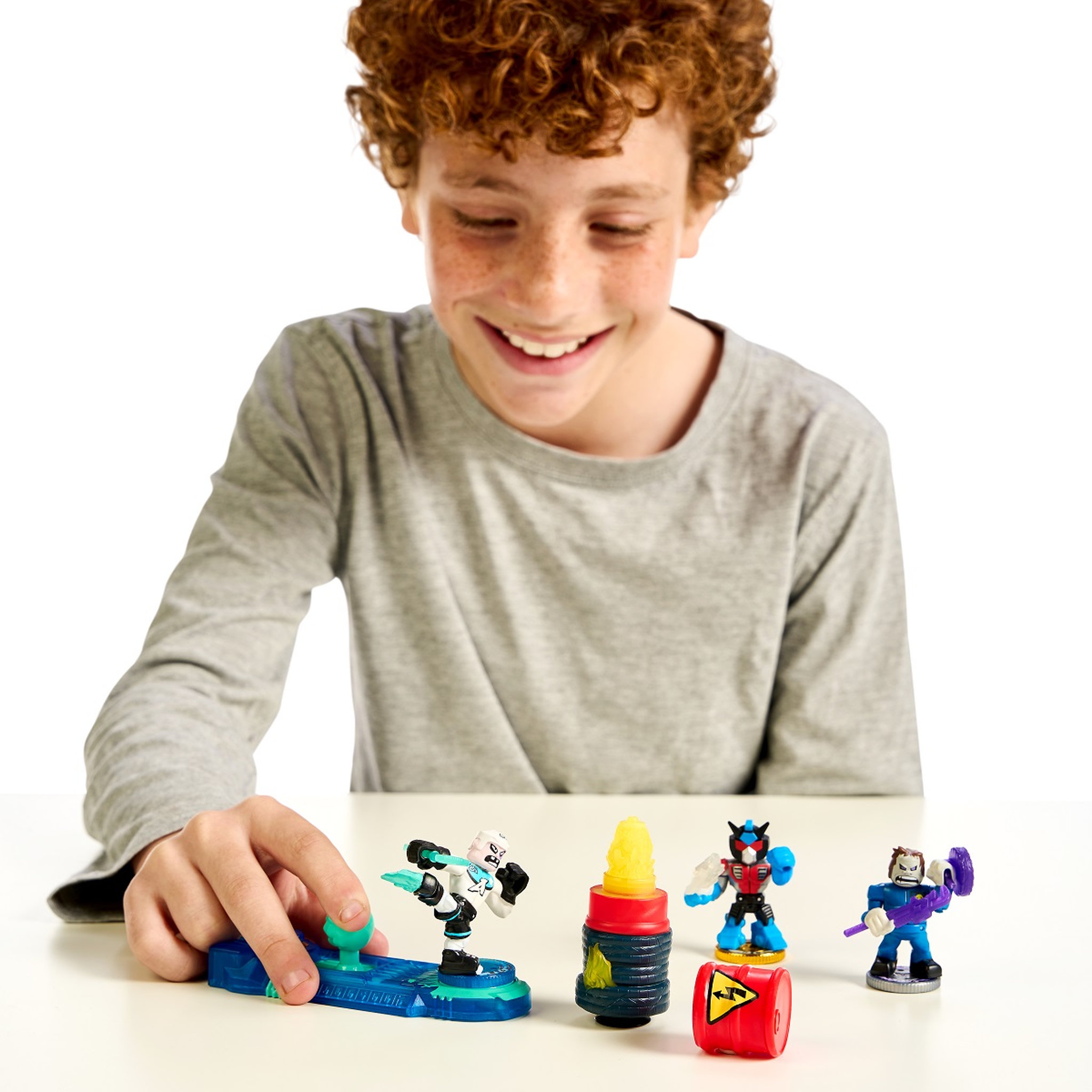 Voir la diapositive 6 : MOOSE TOYS Pack Entraînement Akedo PowerStorm Kick Attack
