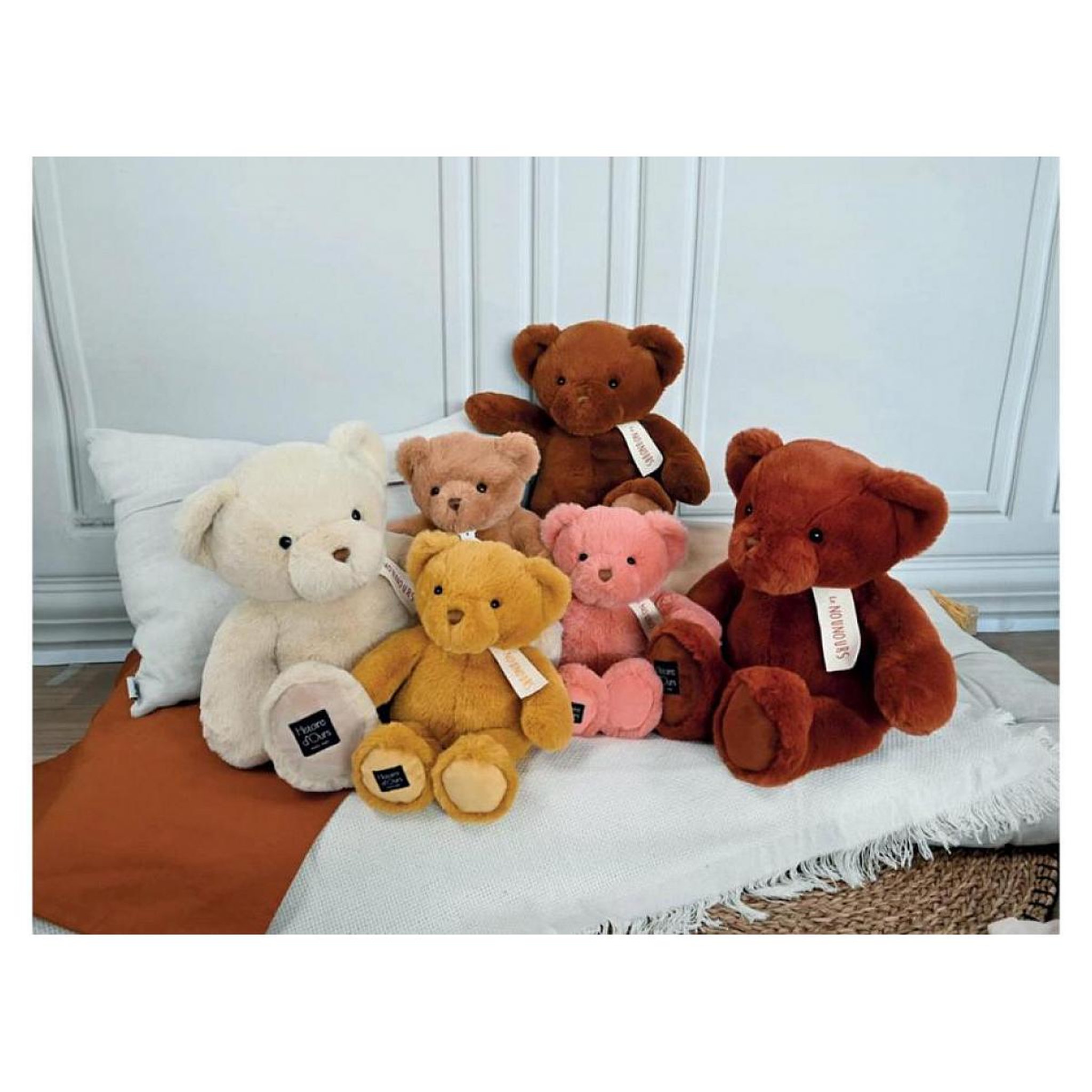 Voir la diapositive 3 : Histoire D'Ours HO3236 Peluche Le Nounours cannelle 40cm