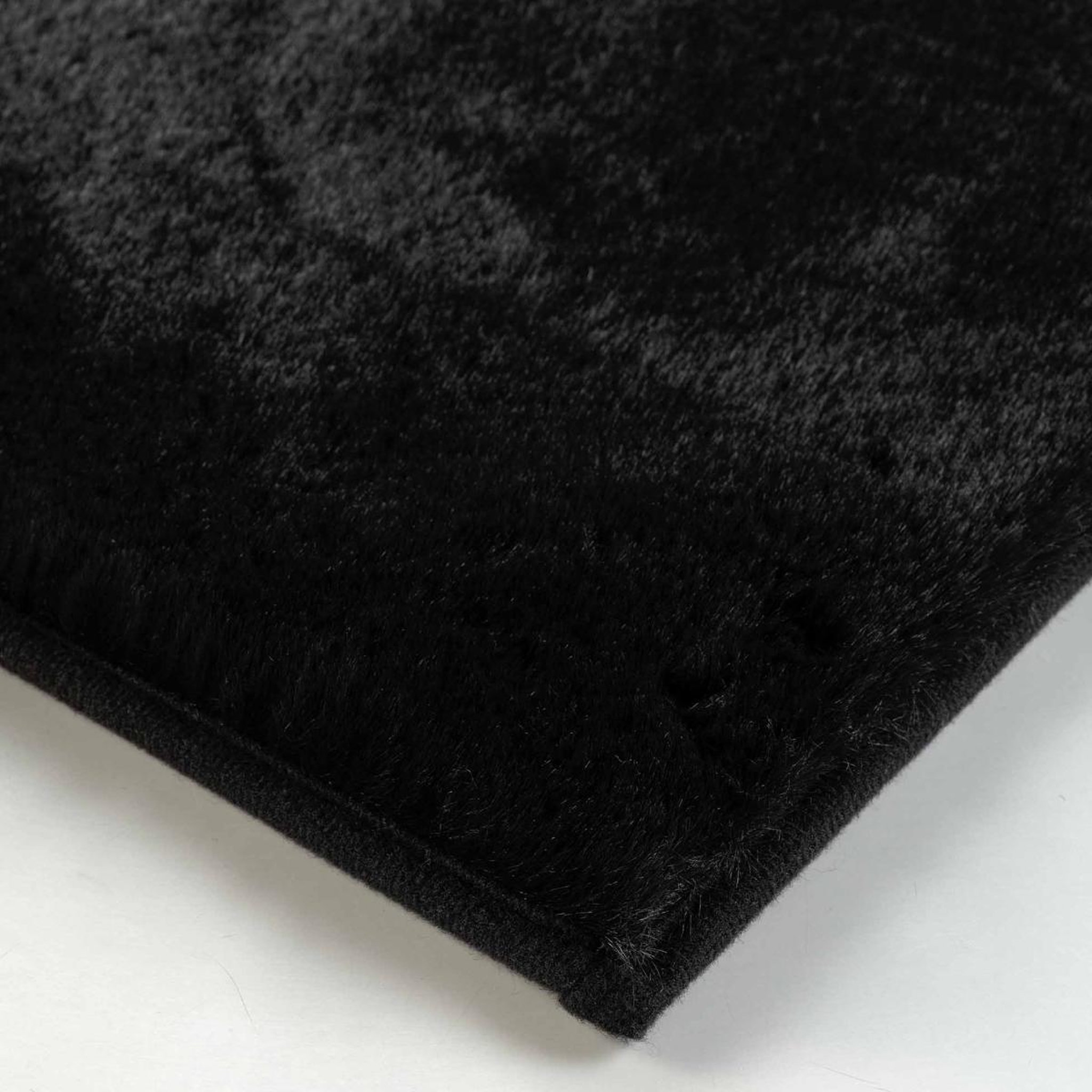 Voir la diapositive 3 : Douceur d'Intérieur Tapis imitation fourrure  feline  120x170cm noir