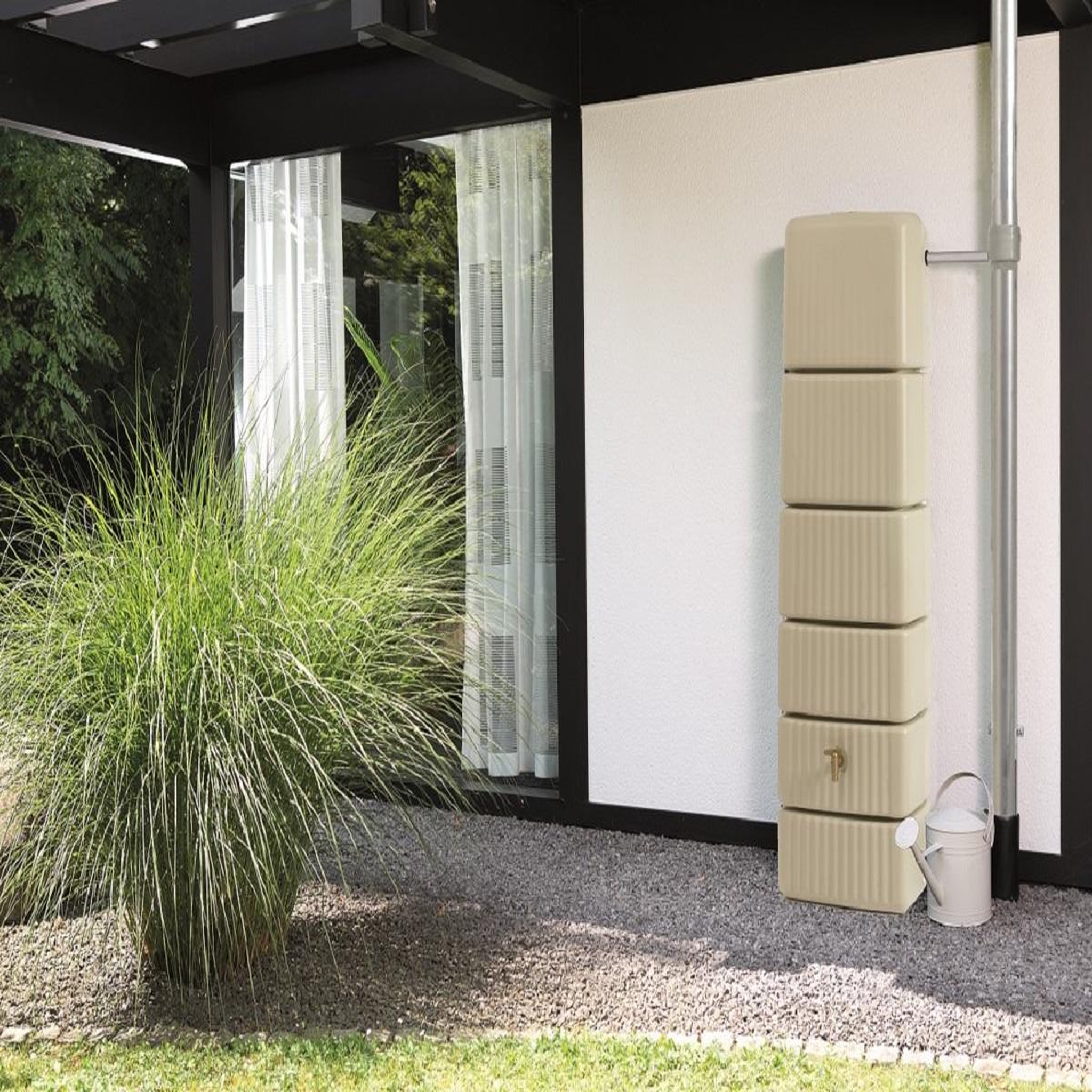 Voir la diapositive 1 : GARANTIA Kit Cuve Murale Slim 330 L Sable avec Collecteur Eco Gris