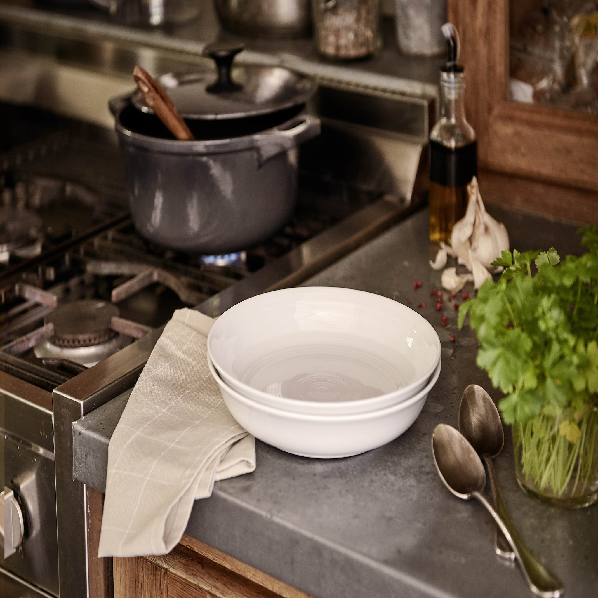 Voir la diapositive 1 : COMPTOIR DE FAMILLE Set de 2 assiettes creuses 22 cm blanc