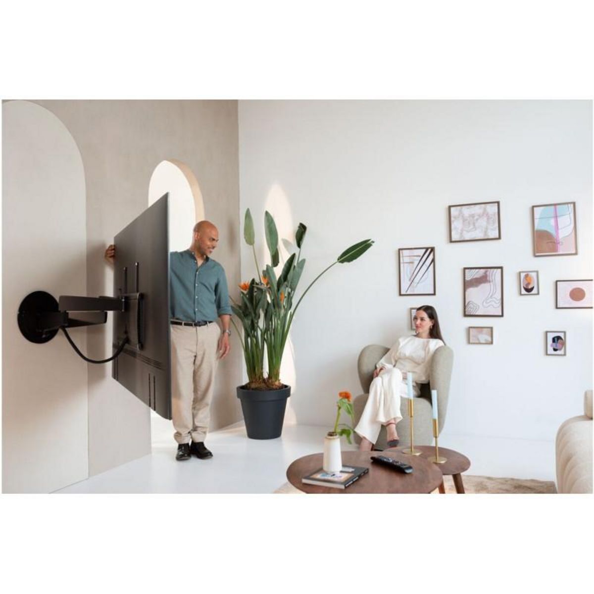 Vogel's Support mural pour écran plat Vogel s TVM 7655 ORIENTABLE 120 POUR TV DE 40 A 77