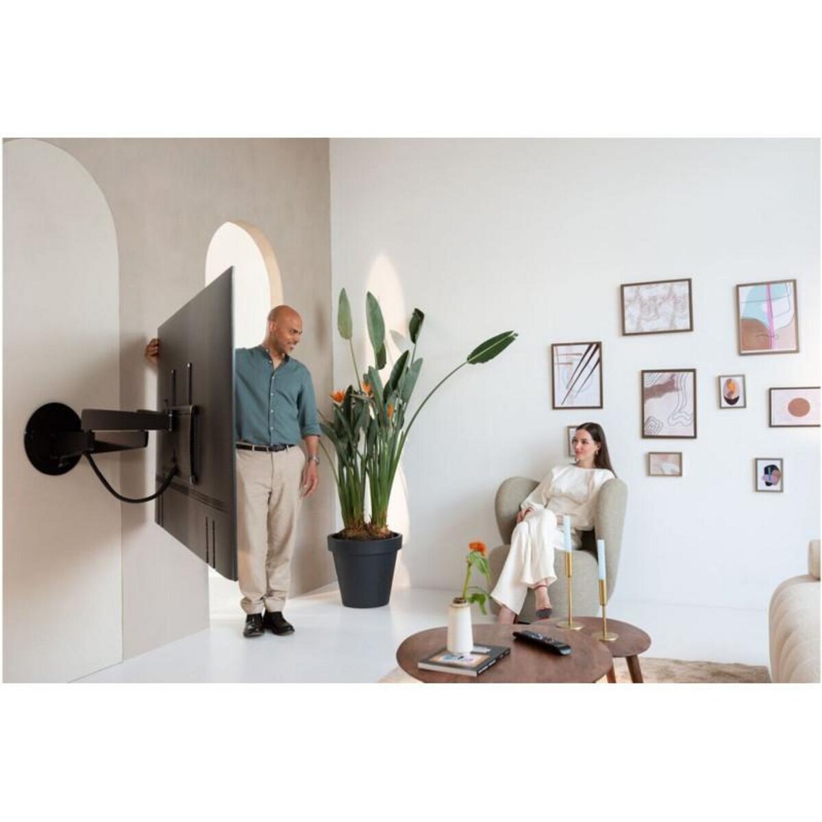 Vogel's Support mural pour écran plat Vogel s TVM 7655 ORIENTABLE 120 POUR TV DE 40 A 77