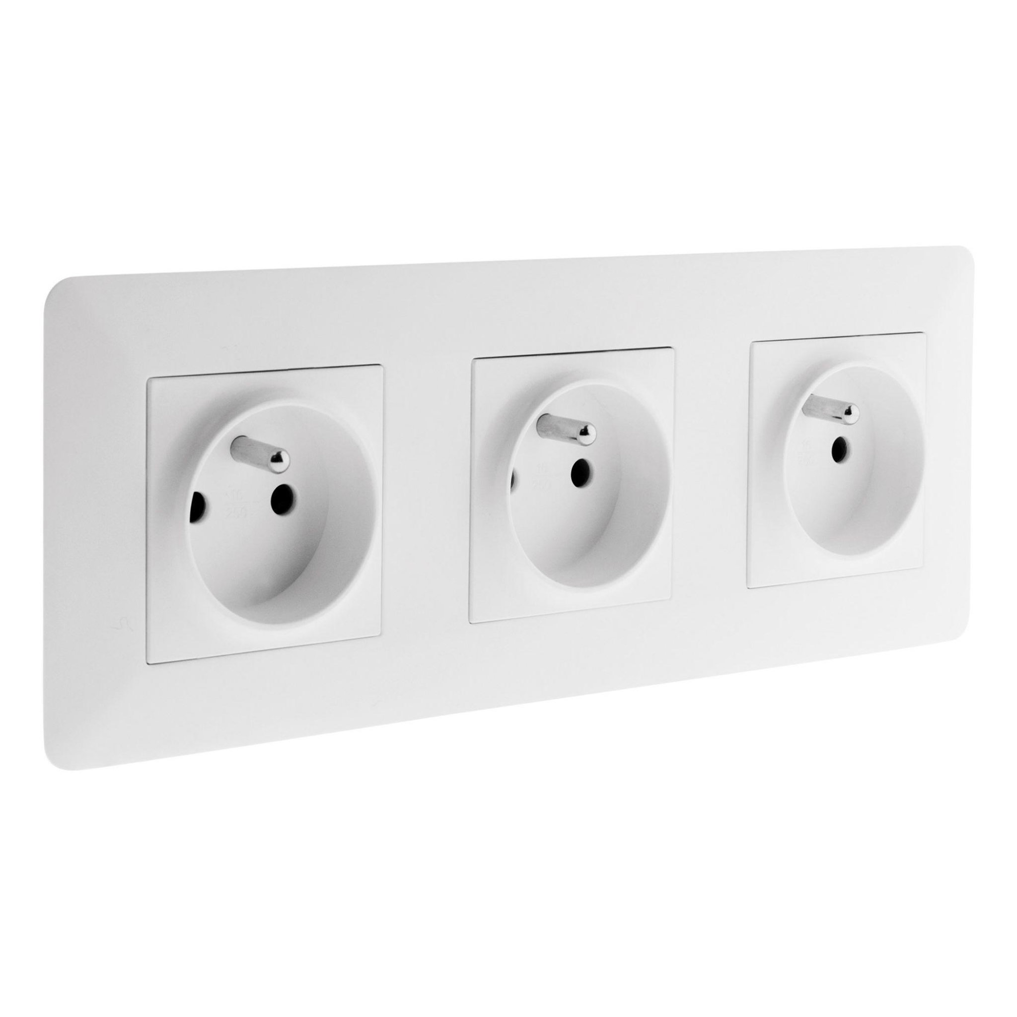 ZENITECH Triple prise 2P+T 16A précâblée Blanc Artezo