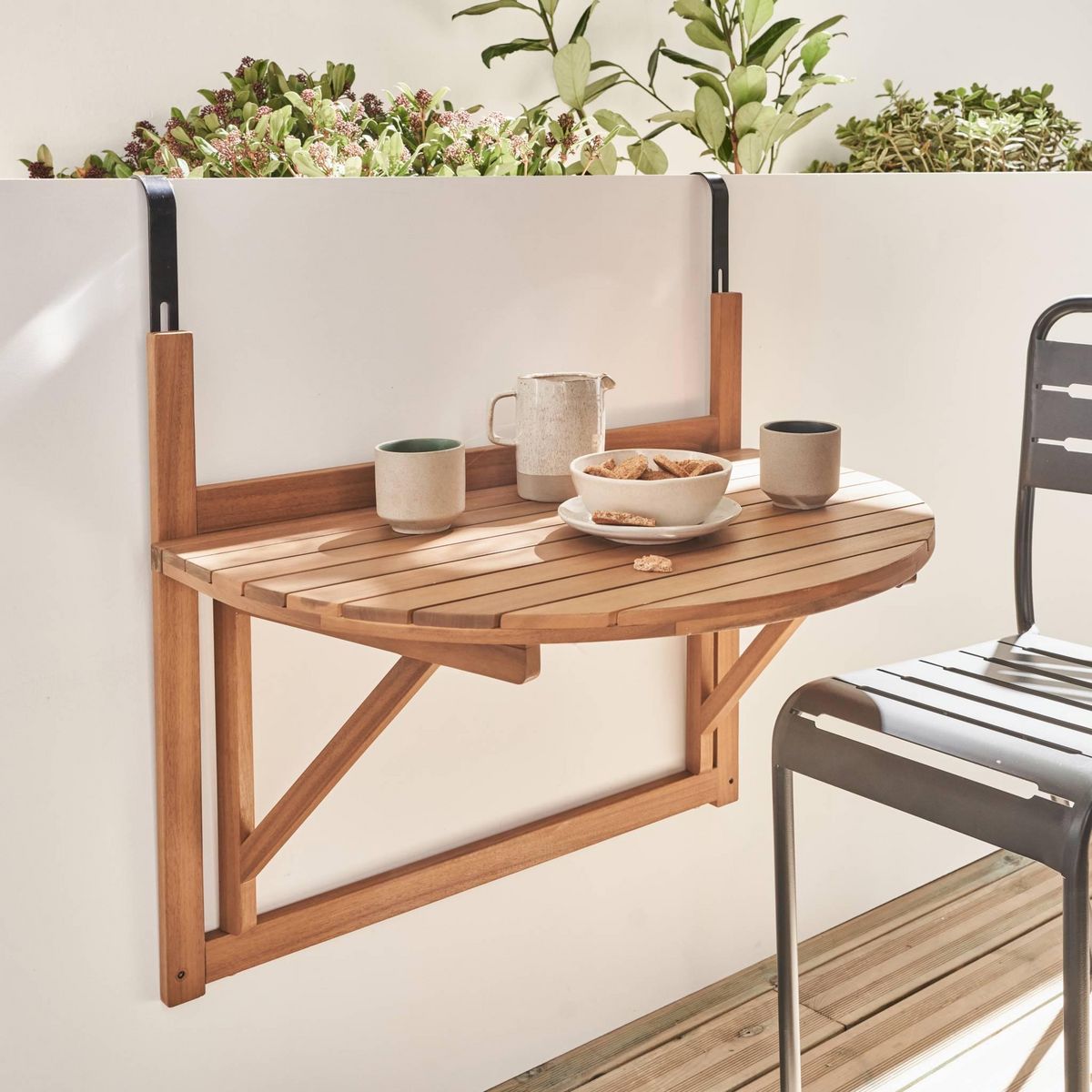 SWEEEK Table d'appoint en bois pour balcon. semi-arrondie. rabattable. hauteur ajustable