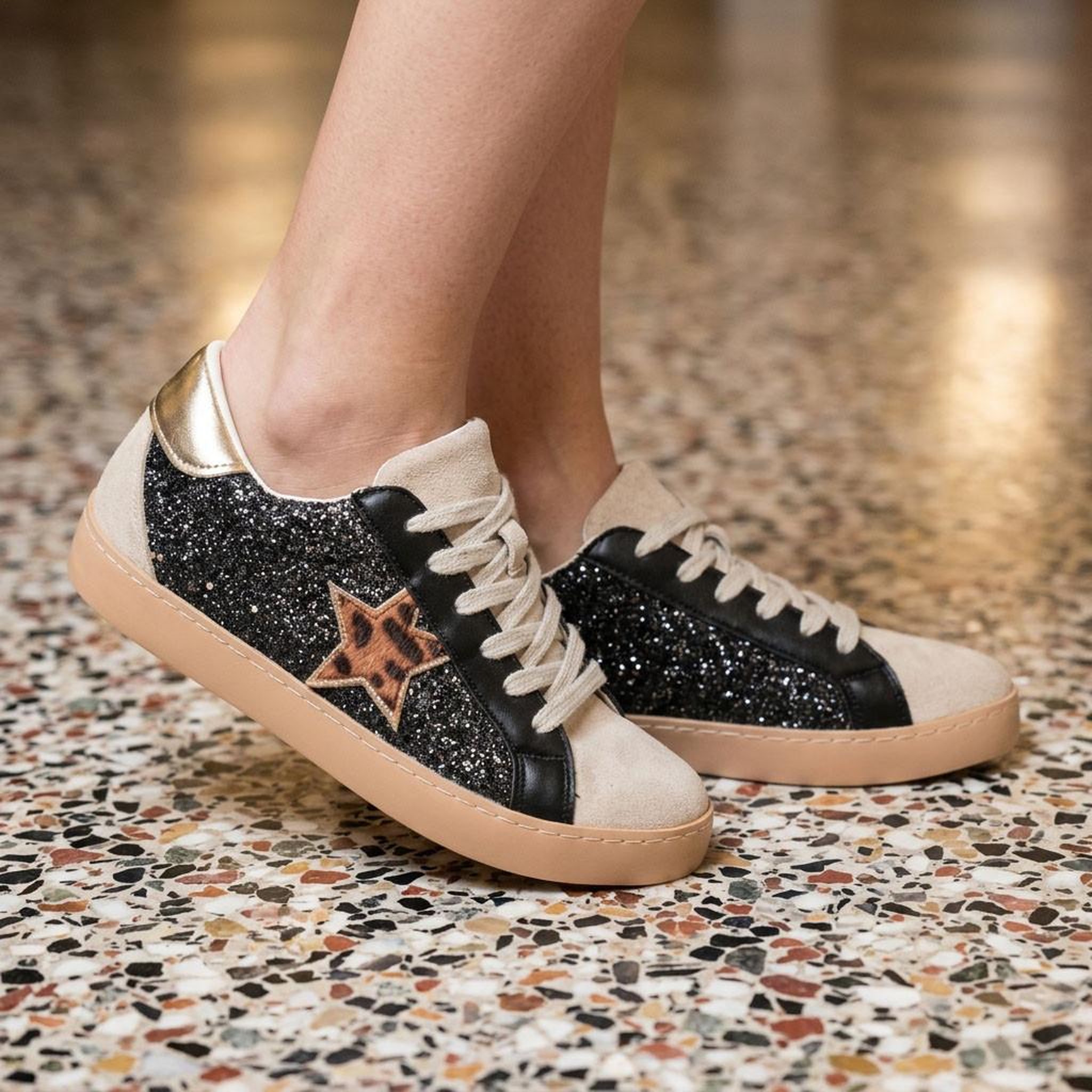 Voir la diapositive 2 : OZABI OZABI Sneakers Étoile Femme Glitter Plateforme MMXXIV