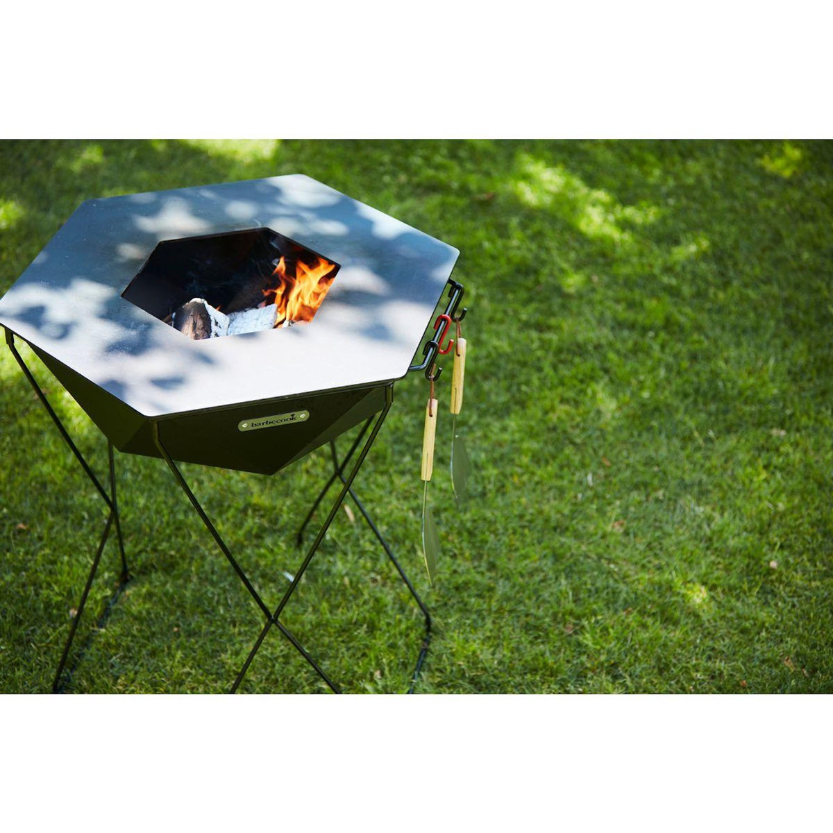 BARBECOOK Brasero Rila brasero et barbecue en acier BC-WOO
