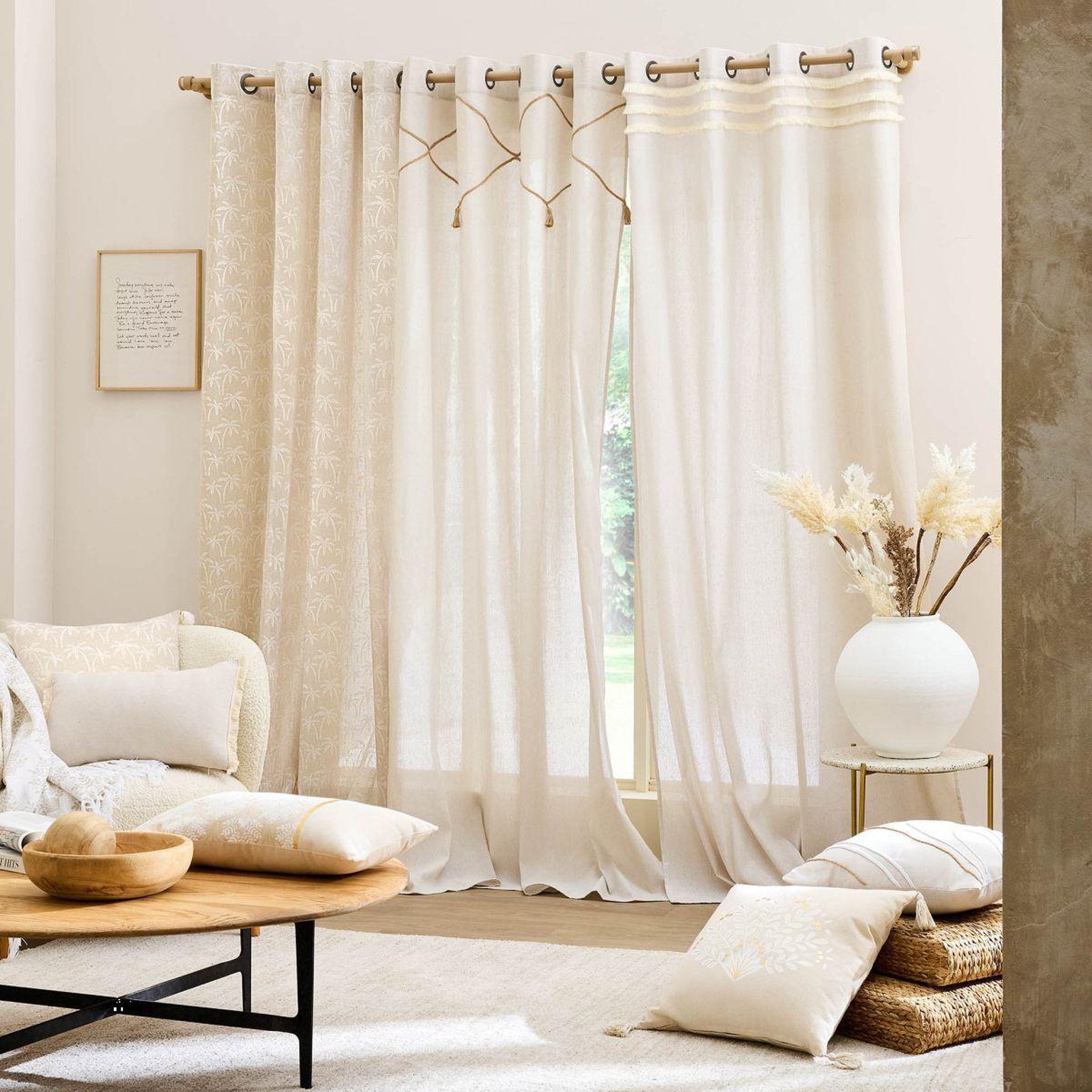 Voir la diapositive 5 : Douceur d'Intérieur Rideau à œillets avec pompons  lacia  140x240cm beige