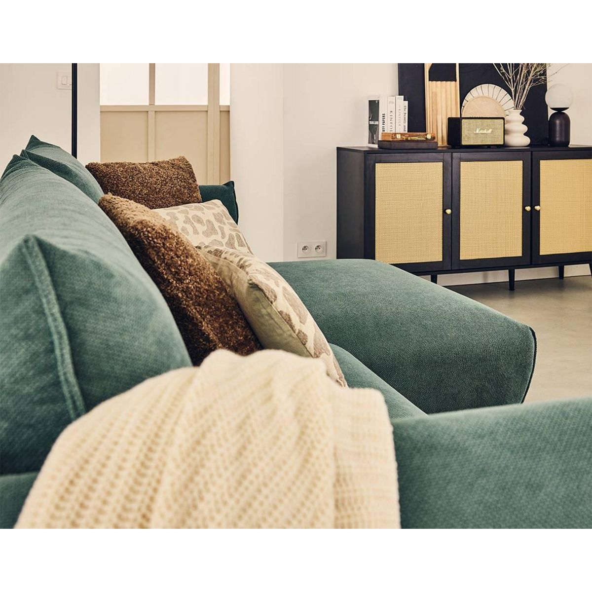 LISA DESIGN Gianni - canapé d'angle droit 4 places convertible avec coffre en tissu