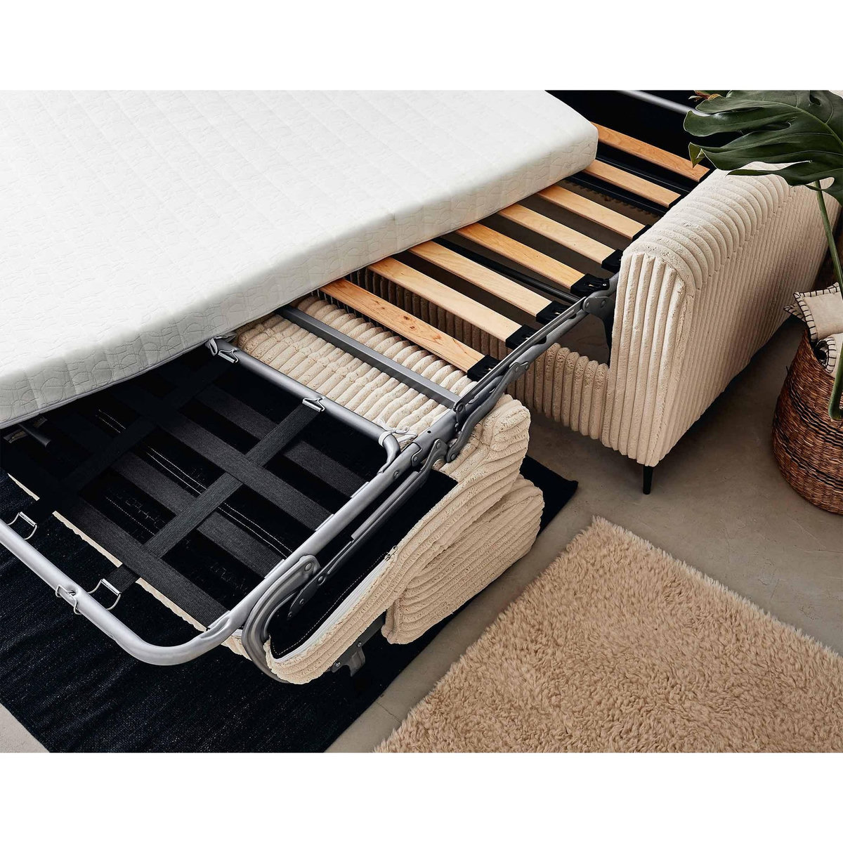 LISA DESIGN Owen - canapé 3 places convertible express couchage quotidien 140 cm matelas 12 cm en velours côtelé grosses côtes