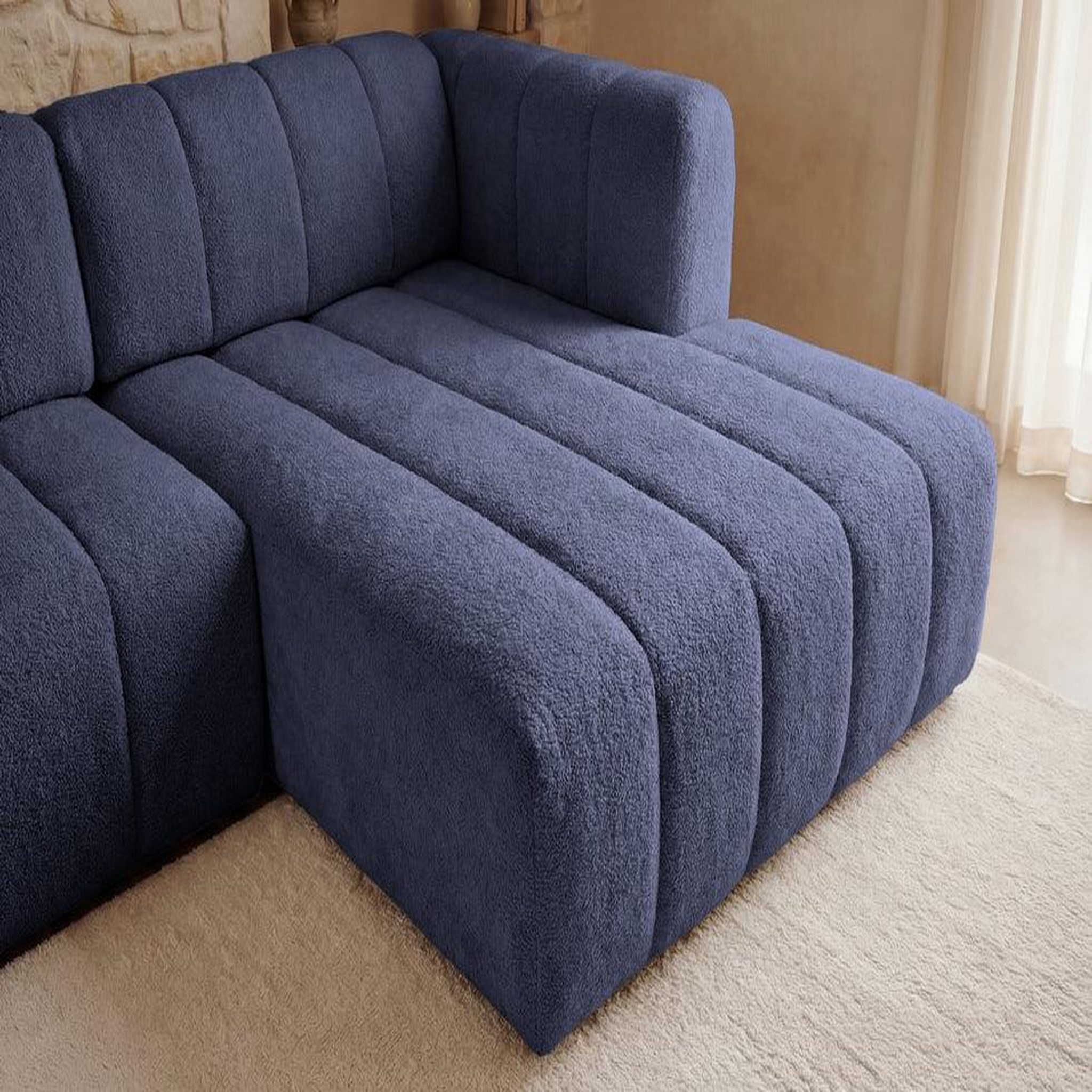 Voir la diapositive 3 : CASANOVA PARIS Marius - canapé d'angle tissu chenille
