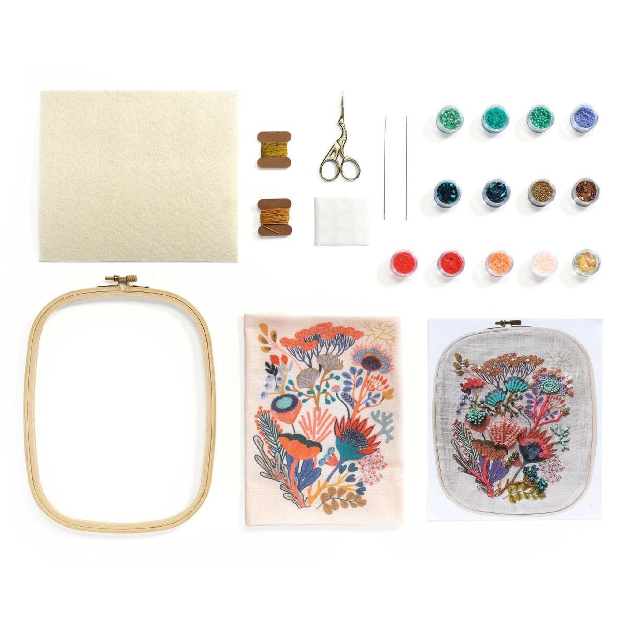 Voir la diapositive 3 : Djeco Coffret Atelier 58 - Perlage