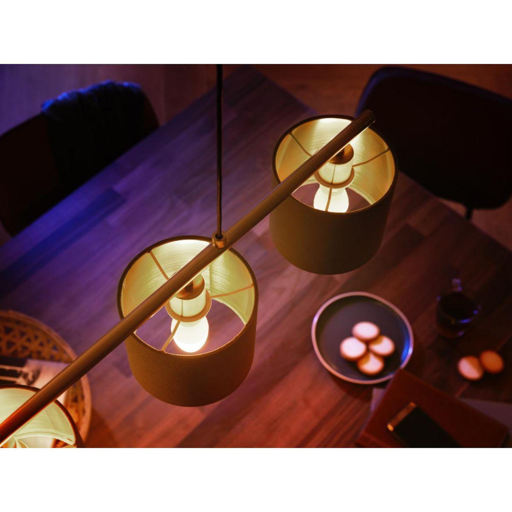 Voir la diapositive 2 : PHILIPS HUE Ampoule LED connectée E14 White Flamme pack de 2