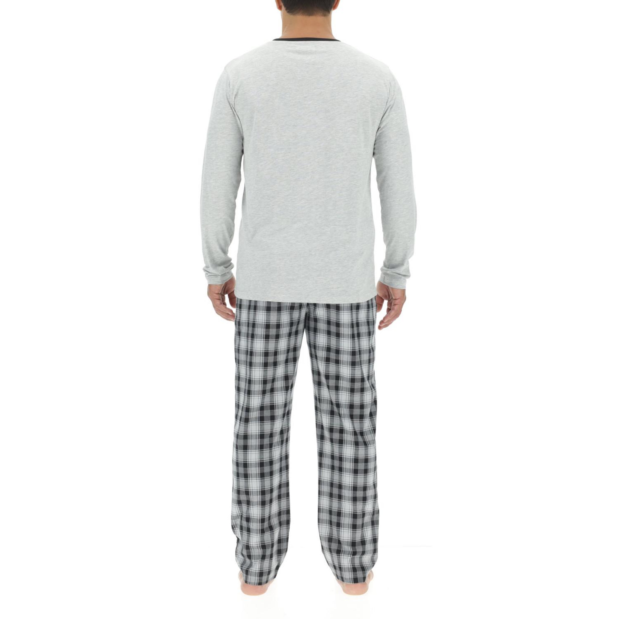 Voir la diapositive 2 : PIERRE CARDIN Ensemble pyjama long homme en popeline à carreaux et logo poitrine