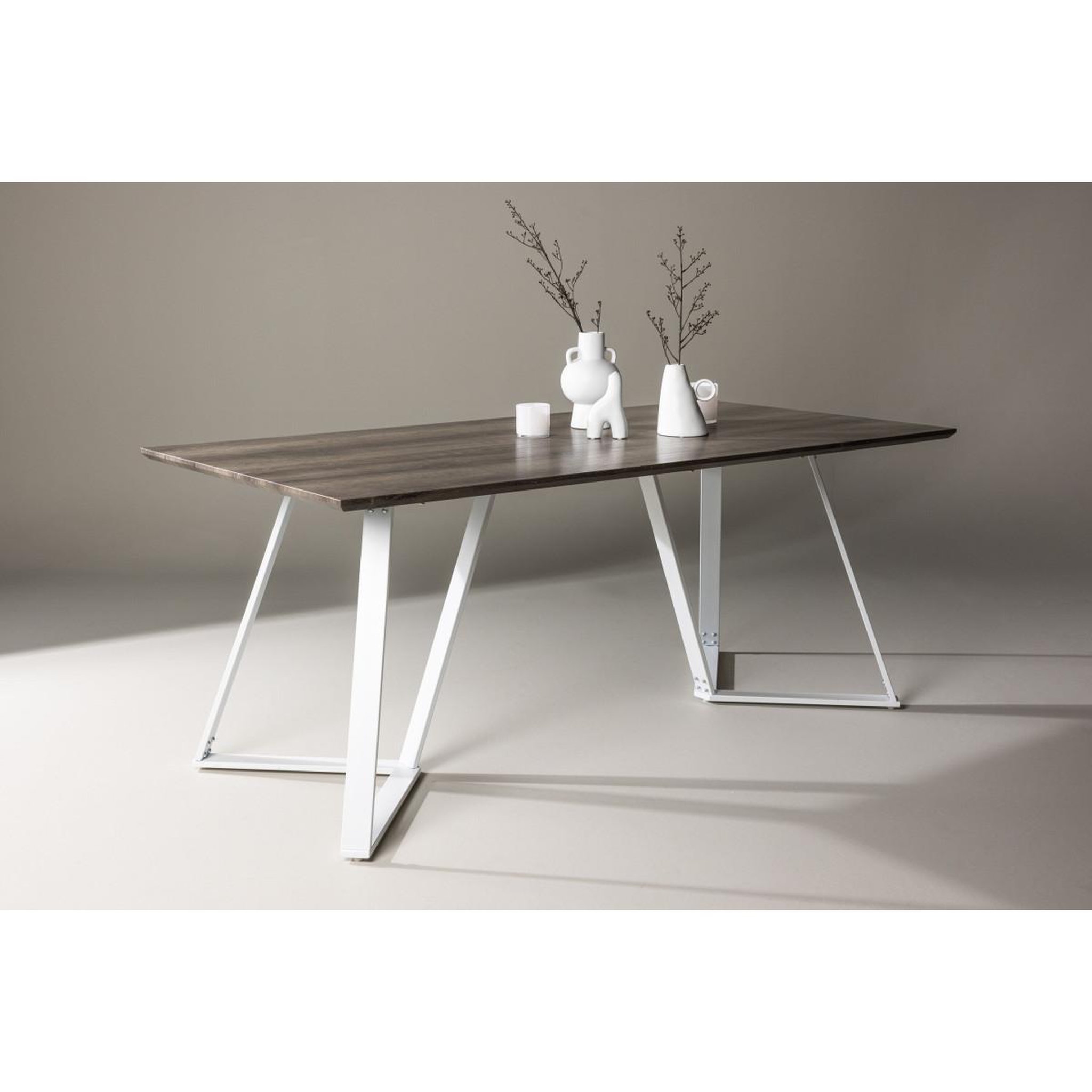 Voir la diapositive 6 : Paris Prix Table à manger design  marina  180cm marron