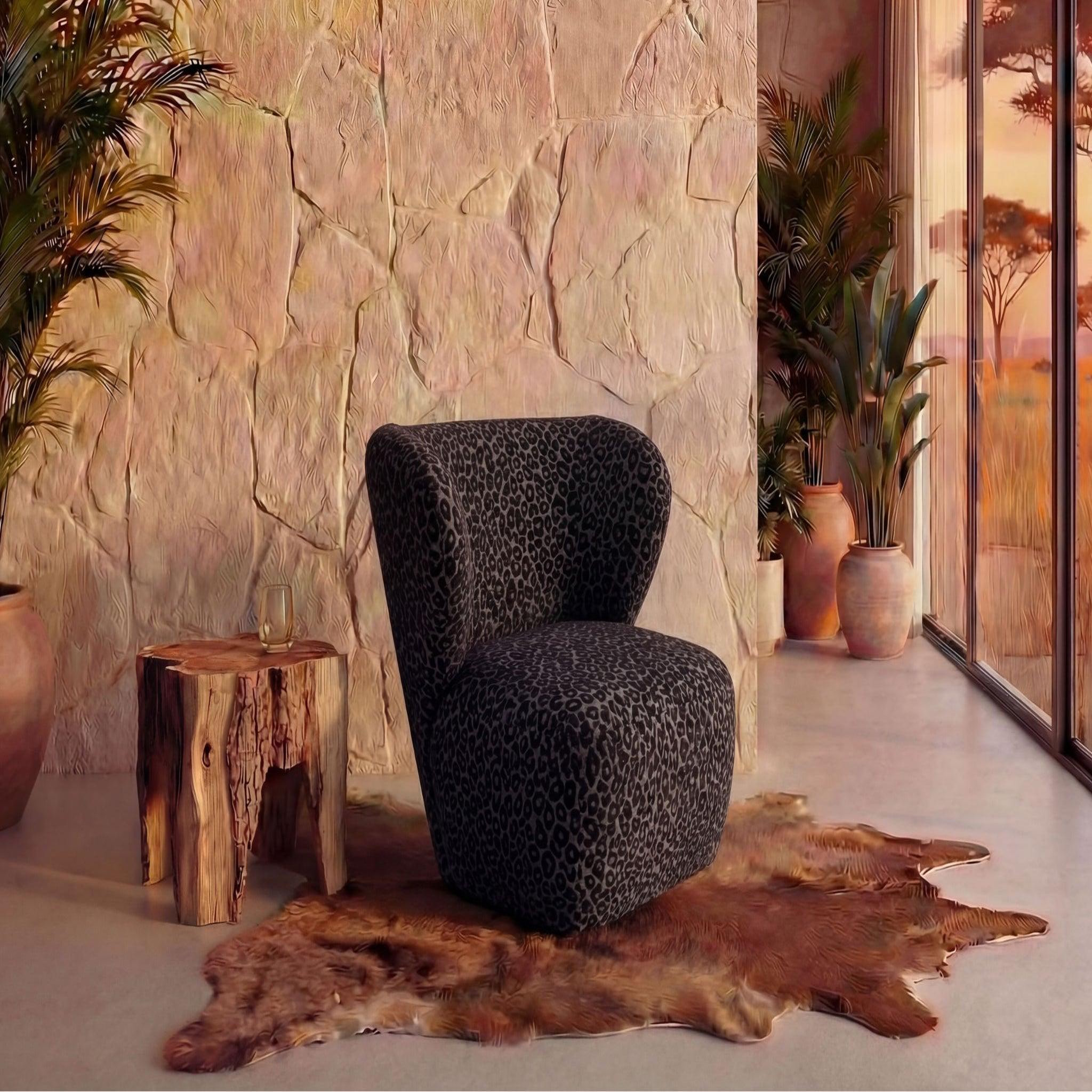 Voir la diapositive 2 : CASANOVA PARIS Capri - fauteuil tissu imprimé animalier