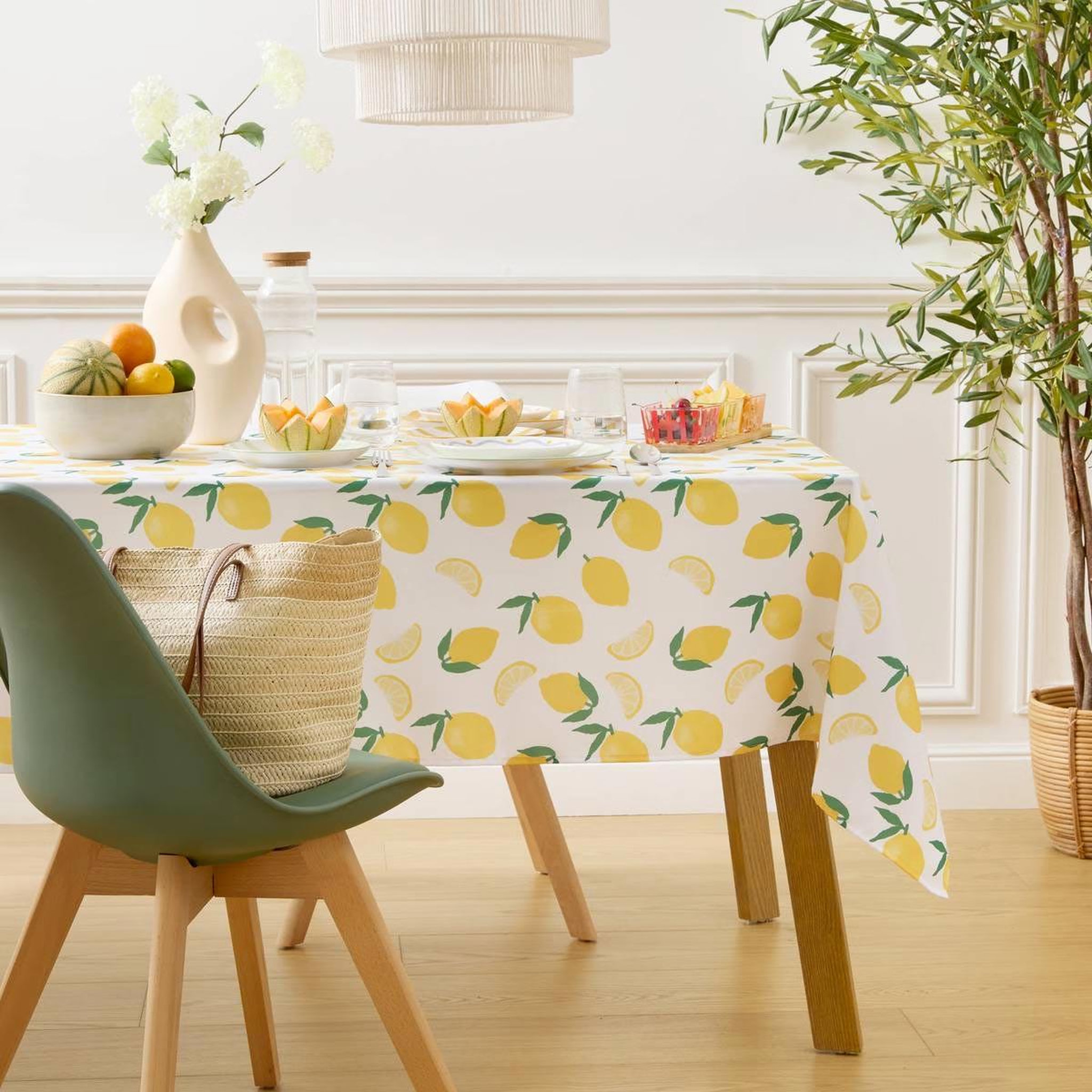 Voir la diapositive 3 : ATMOSPHERA Nappe antitache imprimé  fruity  140x240cm jaune