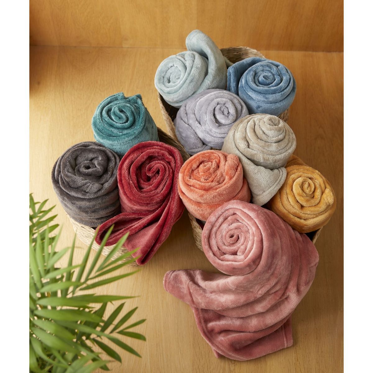 ACTUEL Plaid uni en polyester COLORAMA 