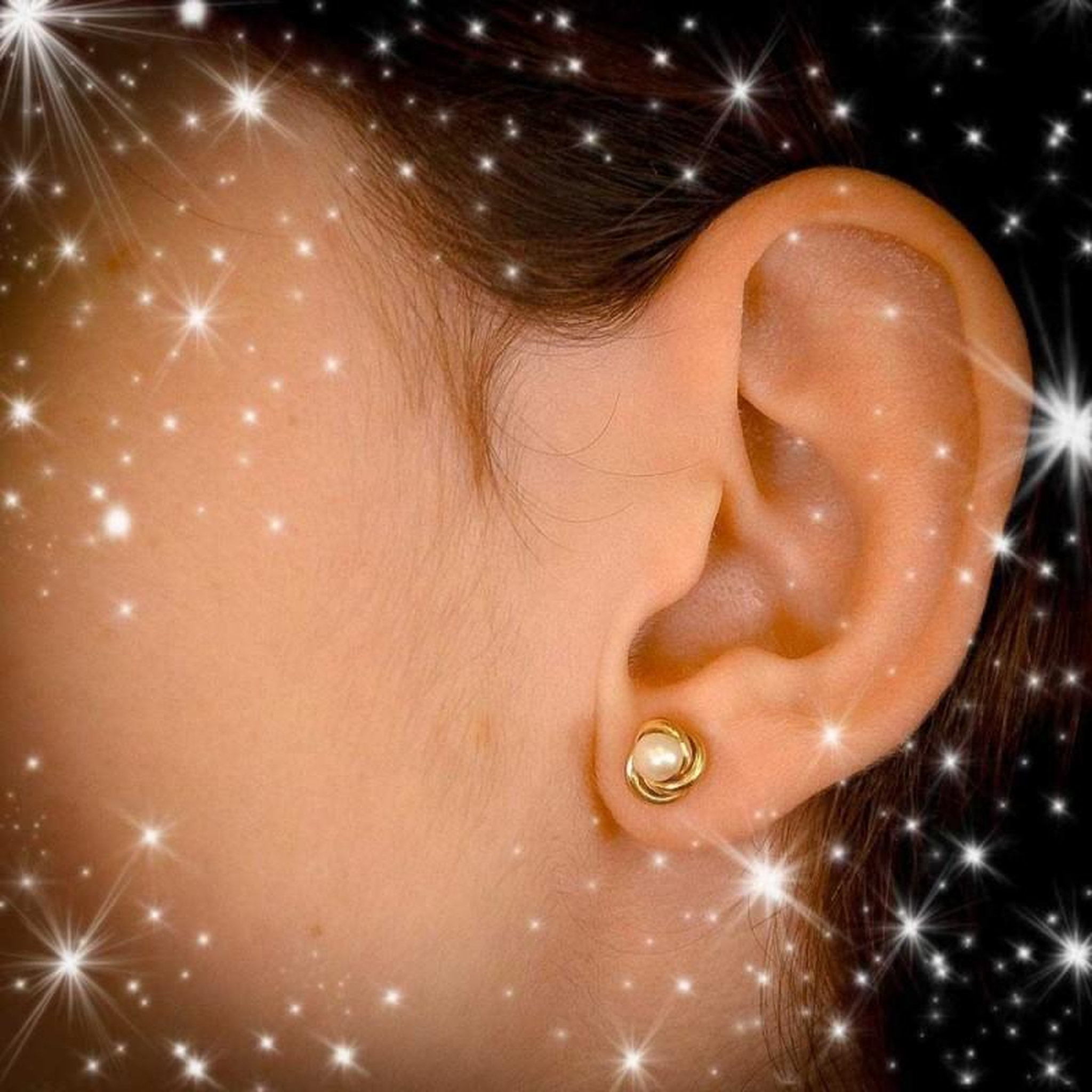Voir la diapositive 2 : L'ATELIER D'AZUR Boucles d'Oreilles Or Jaune et Perle - Motif Noeud