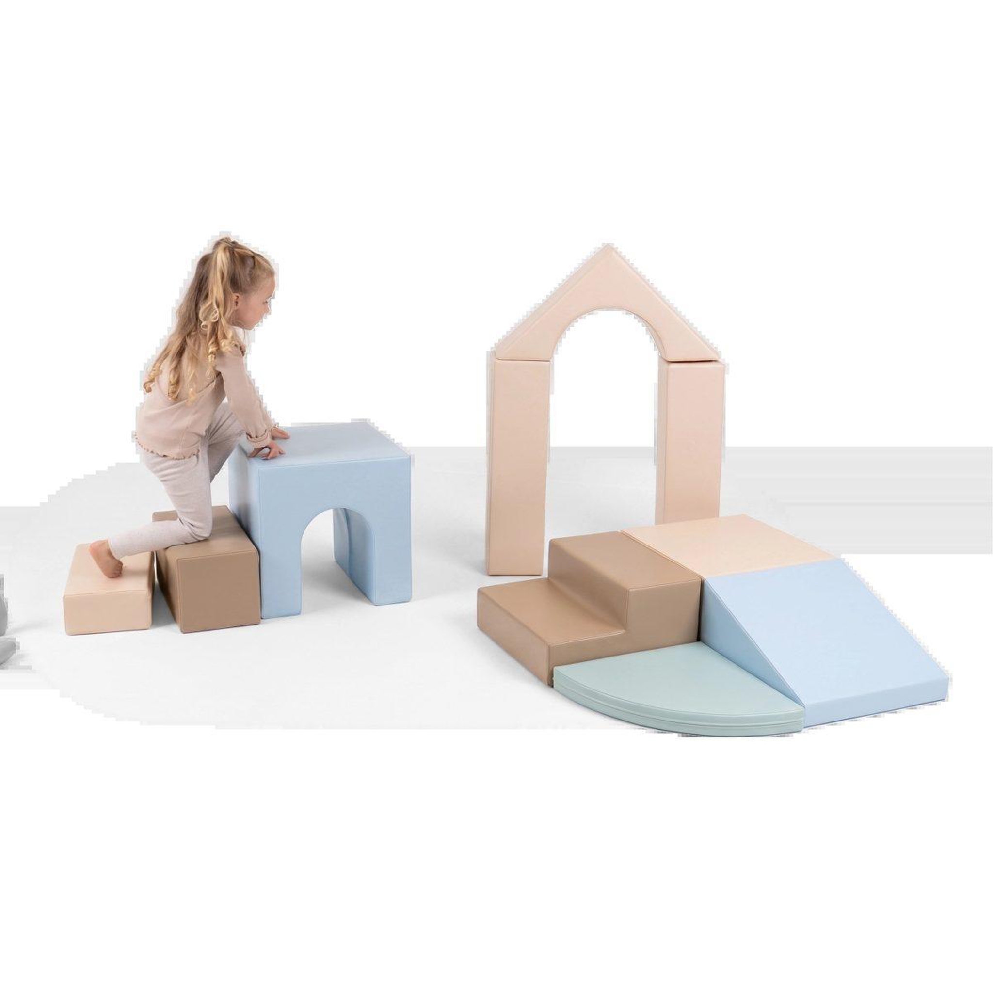 Voir la diapositive 2 : IGLU Parcours de motricité Baby Gym — Earth Pastel