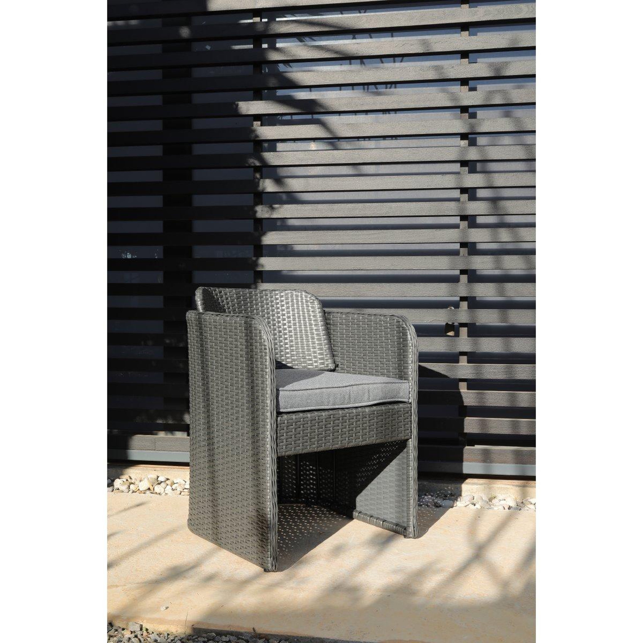 Voir la diapositive 4 : Salon repas de jardin 2 personnes encastrable YUCCA + housse