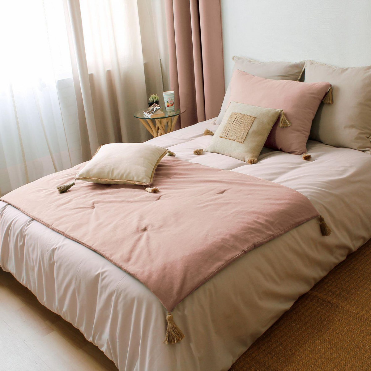 TOILINUX Coussin rectangulaire Panama avec 4 pompons en jute - 70 cm x 50 cm - Vert Argile