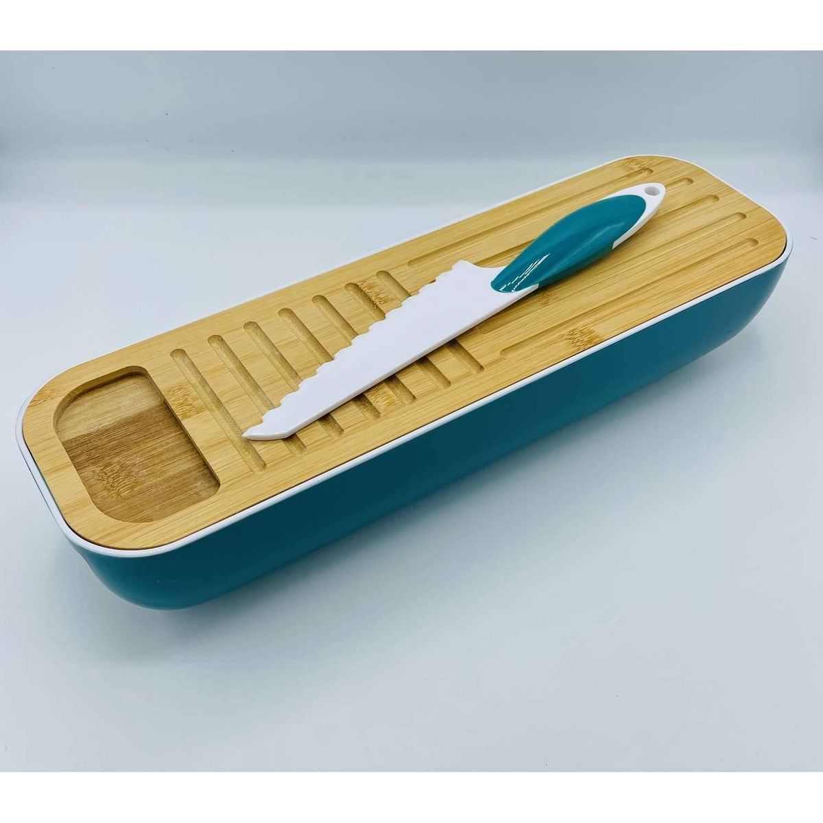 Saveur et dégustation Planche à pain avec corbeille et couteau - Bleu