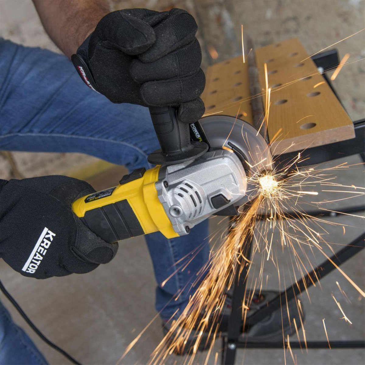 POWERPLUS Meuleuse d'angle pro Ø115mm 900w