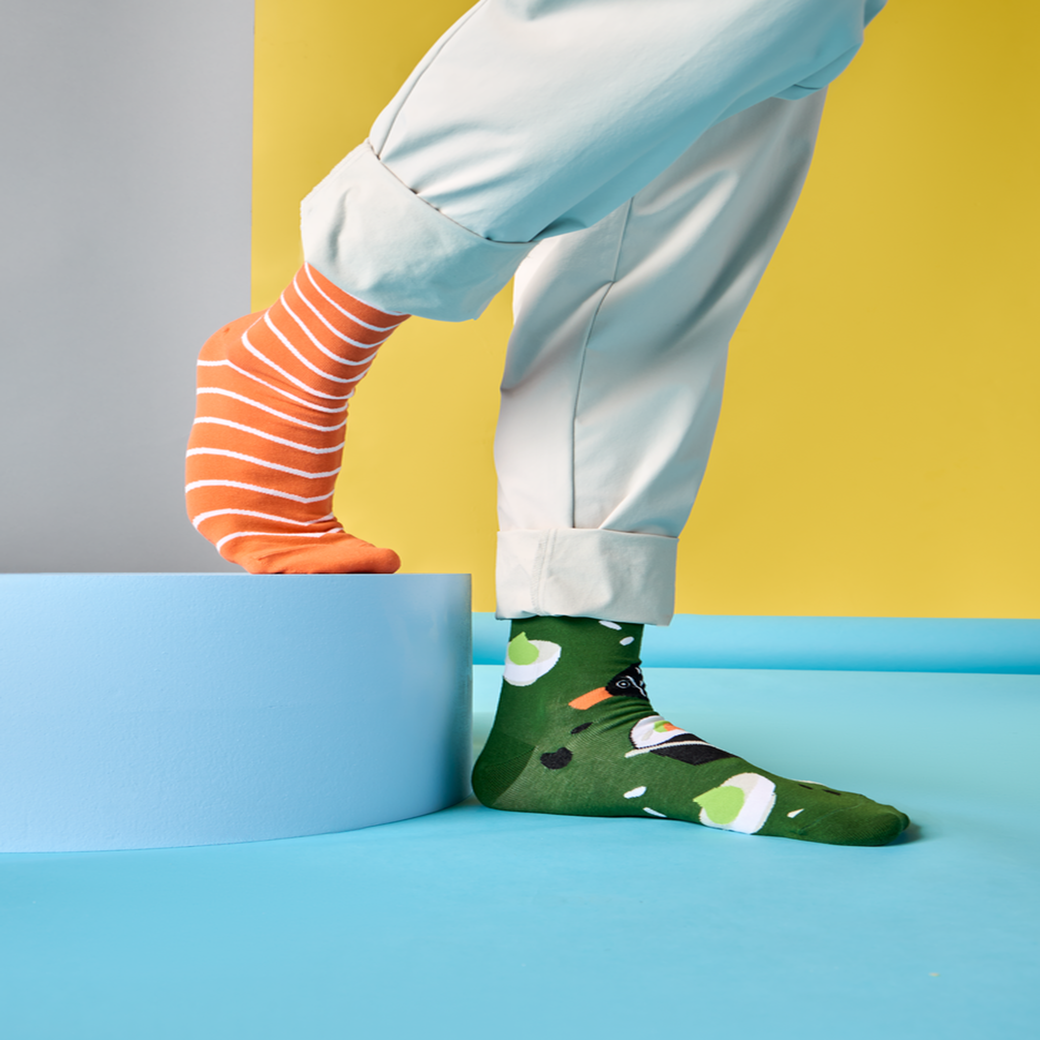 Voir la diapositive 2 : DEDOLES Chaussettes sushis time