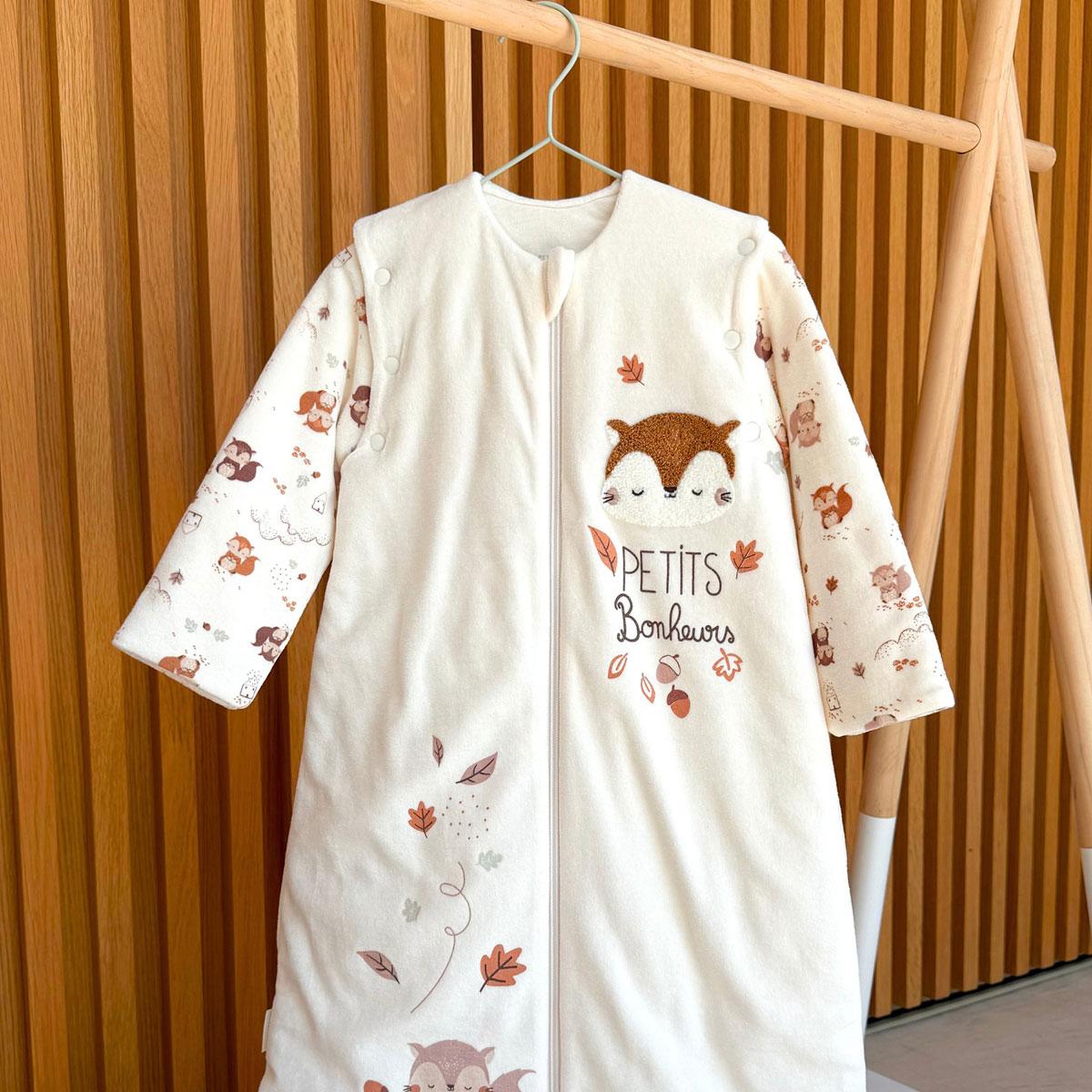 Voir la diapositive 5 : PETIT BEGUIN Gigoteuse tog2 en velours avec manches amovibles caramel