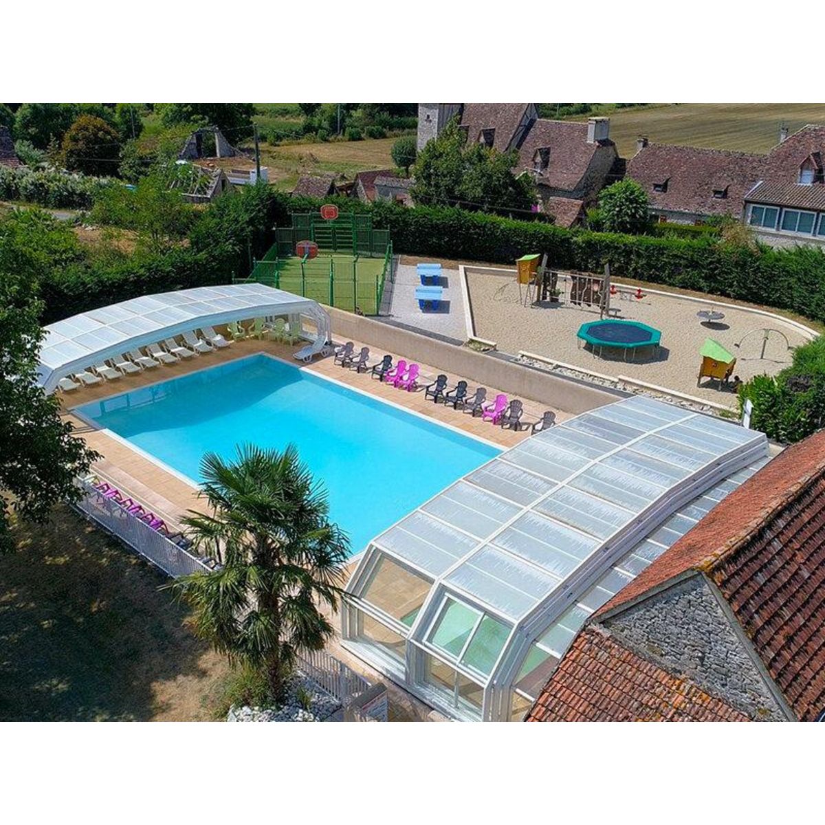 Smartbox Escapade en cottage Robinson : 3 jours en famille avec vin près de Rocamadour - Coffret Cadeau Séjour