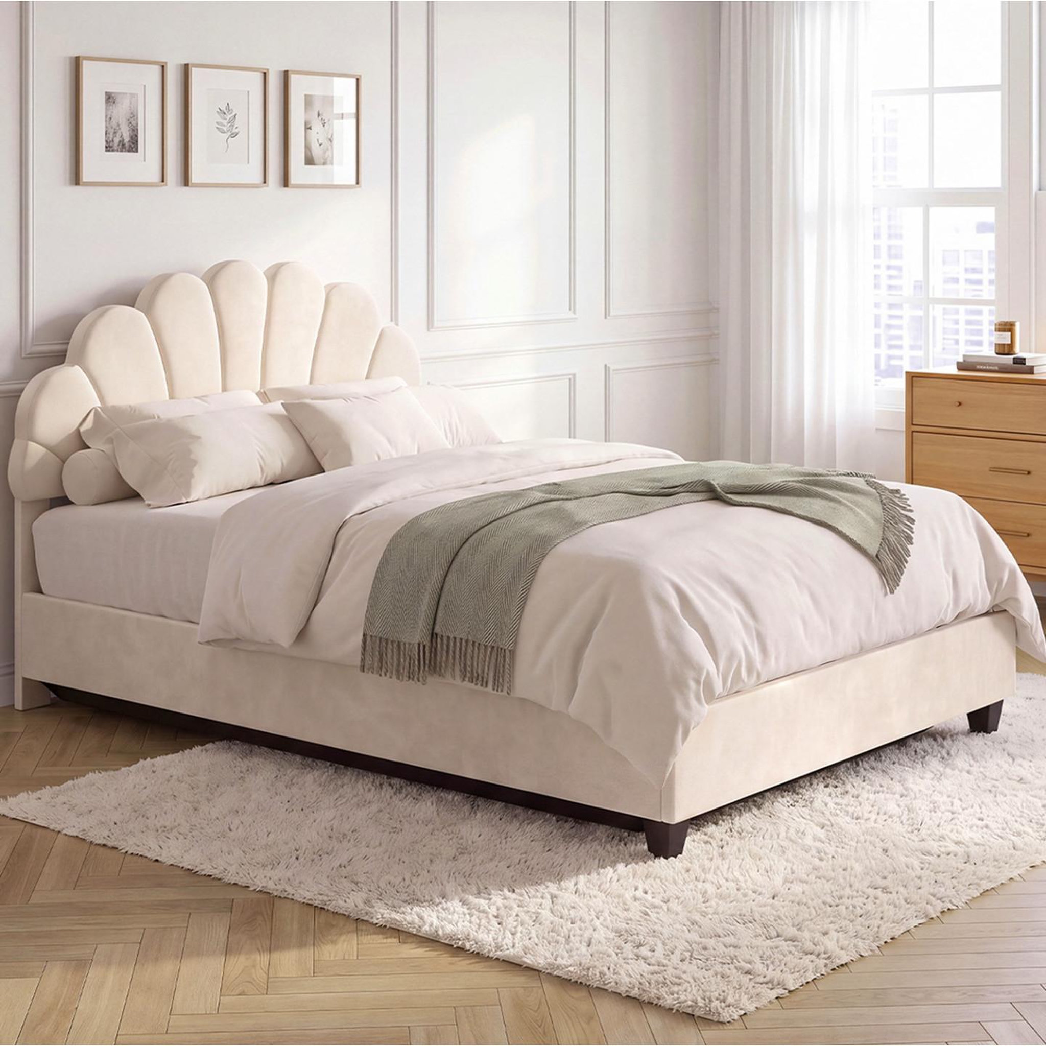 Voir la diapositive 3 : ID MARKET Lit coffre double coquillage AMANDA avec tête de lit et sommier 140 x 190 cm velours beige