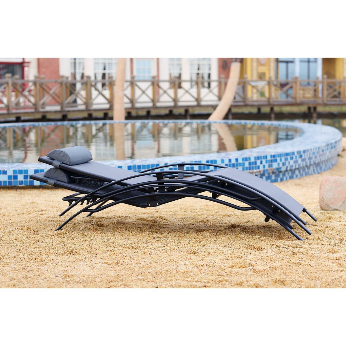 CONCEPT USINE Lot de 2 transats empilables et ajustables en alu gris-noir BAHIA