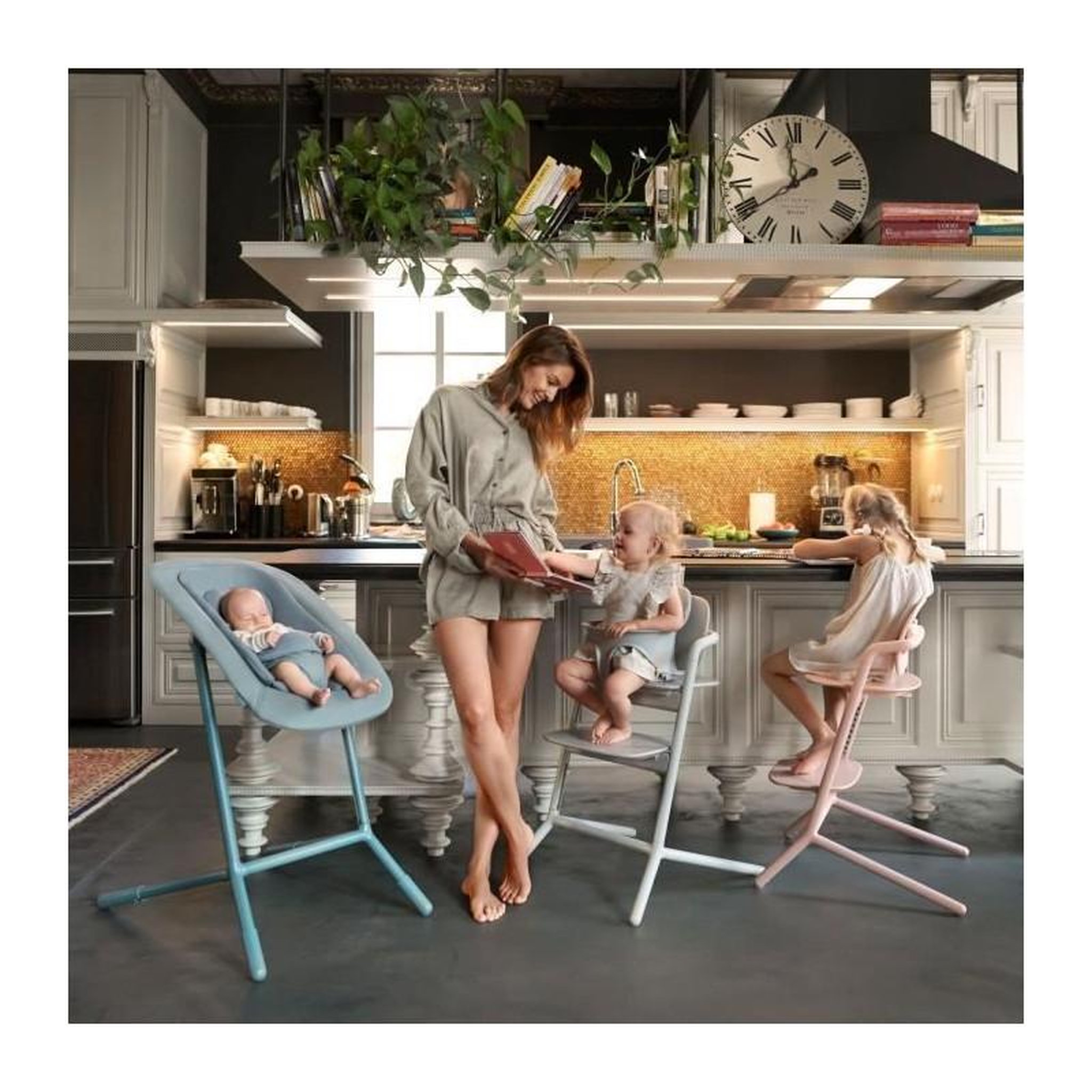 Voir la diapositive 2 : CYBEX CYBEX - Chaise Haute Evolutive et Réglable Lemo 2 - Sand White