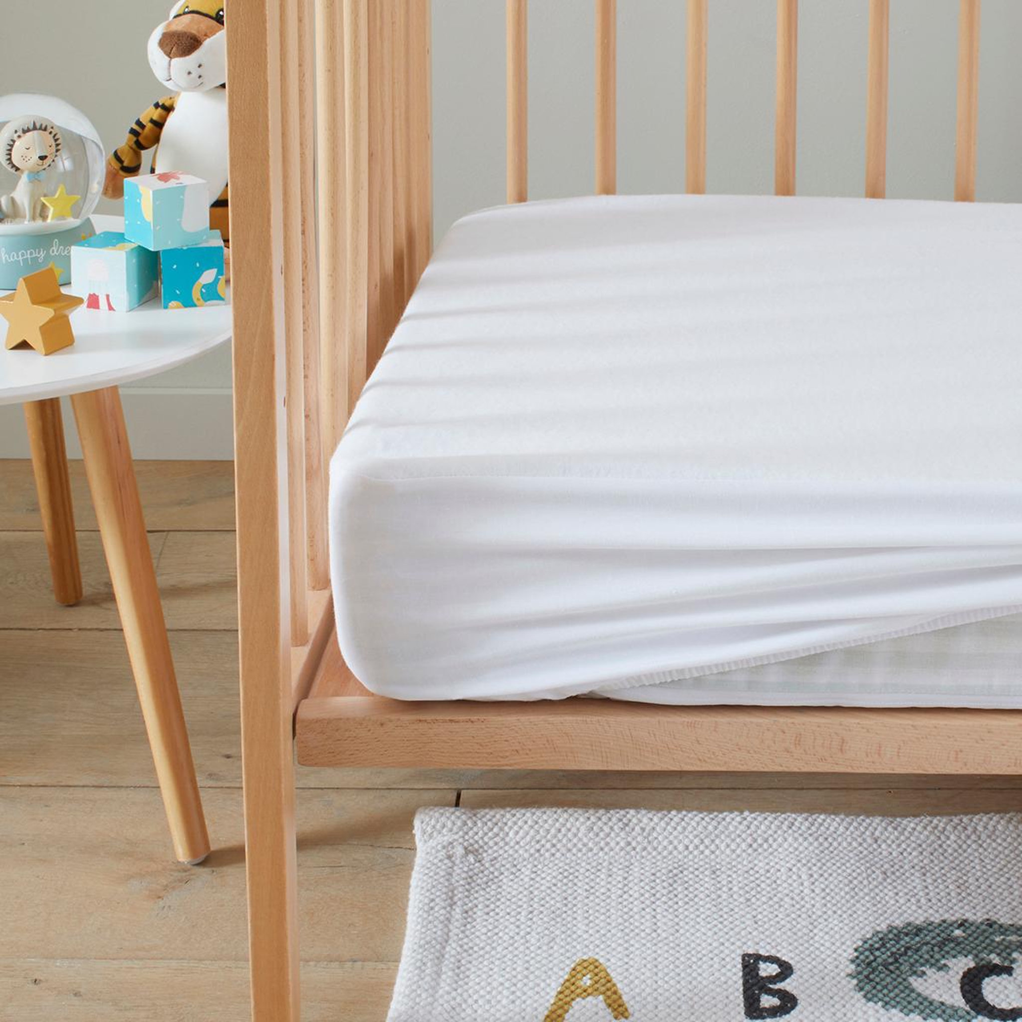 DODO Alèse - protège matelas imperméable bébé. Coloris disponibles : Blanc