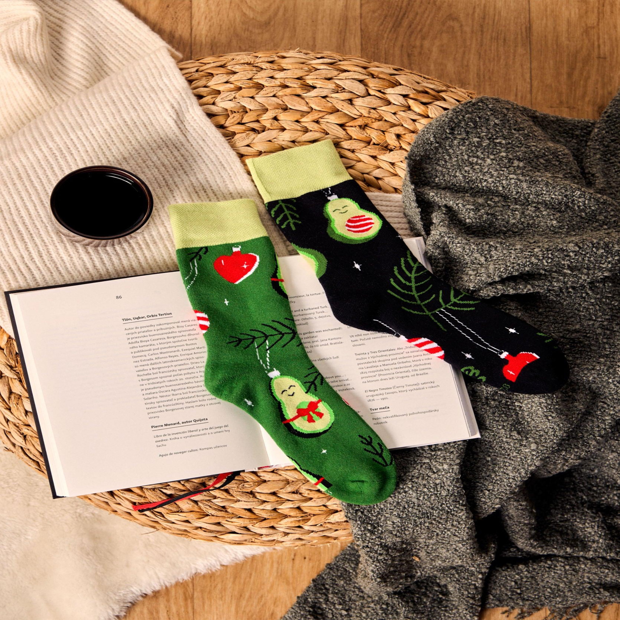 Voir la diapositive 5 : DEDOLES Chaussettes chaudes avocats de fêtes