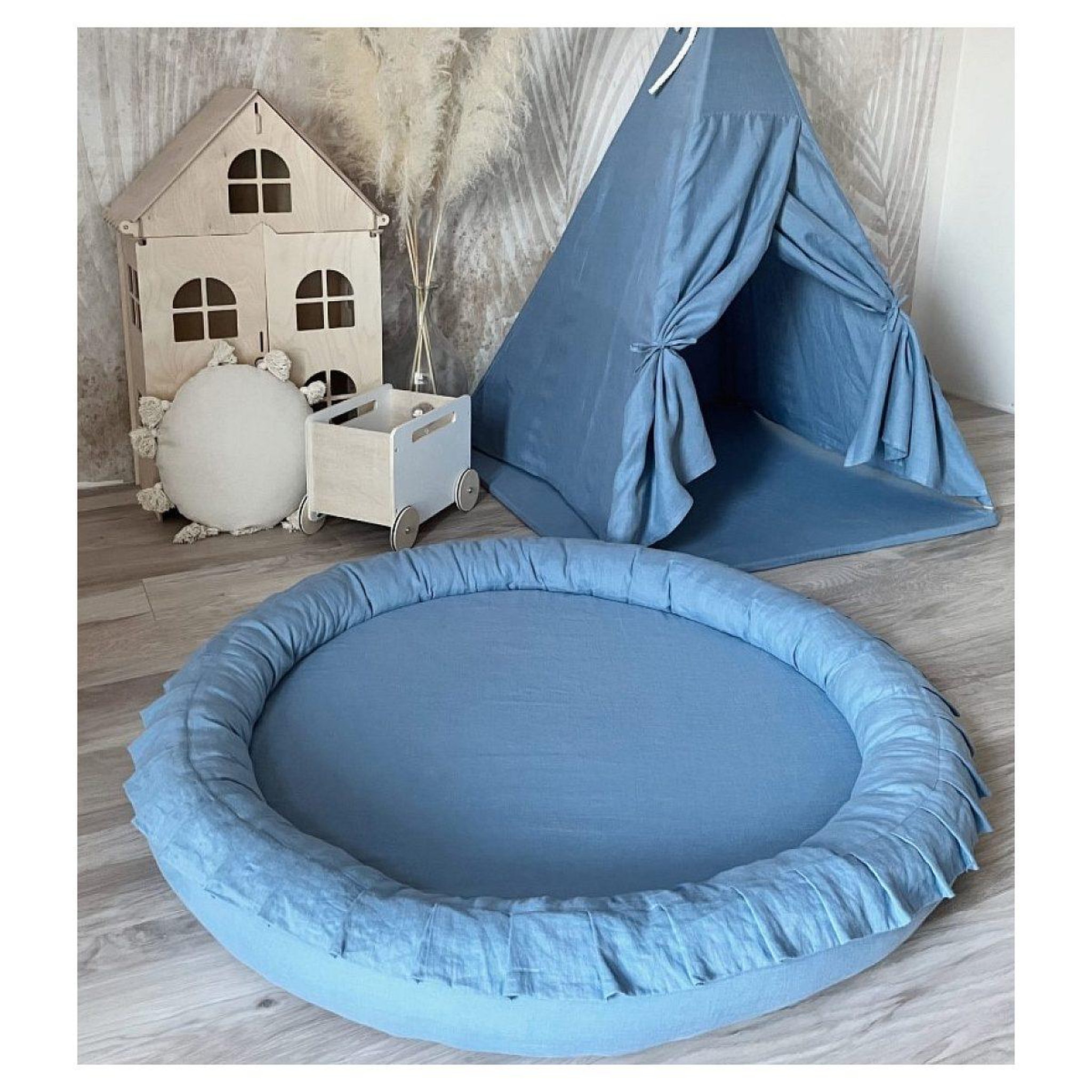 Voir la diapositive 2 : MONIO FOR KIDS Tapis nid en lin couleur bleu