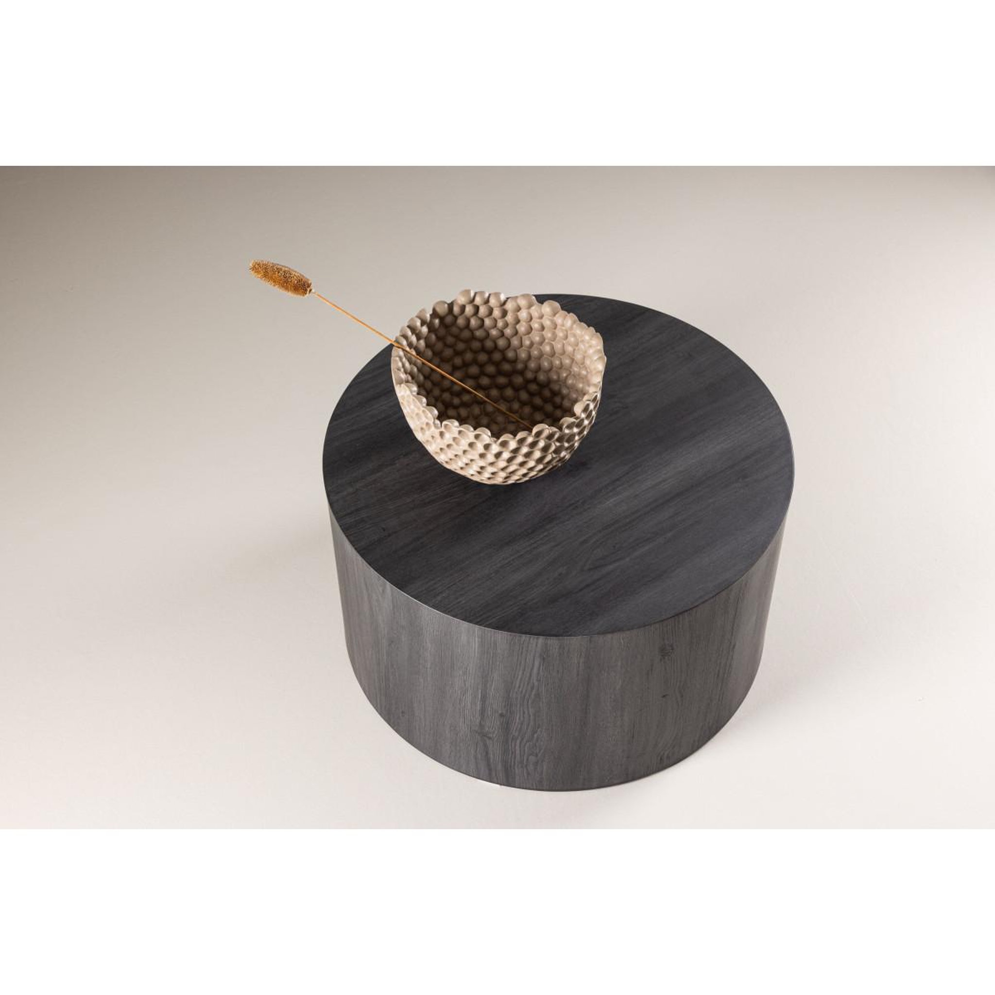 Voir la diapositive 5 : Paris Prix Table basse ronde  york  80cm noir