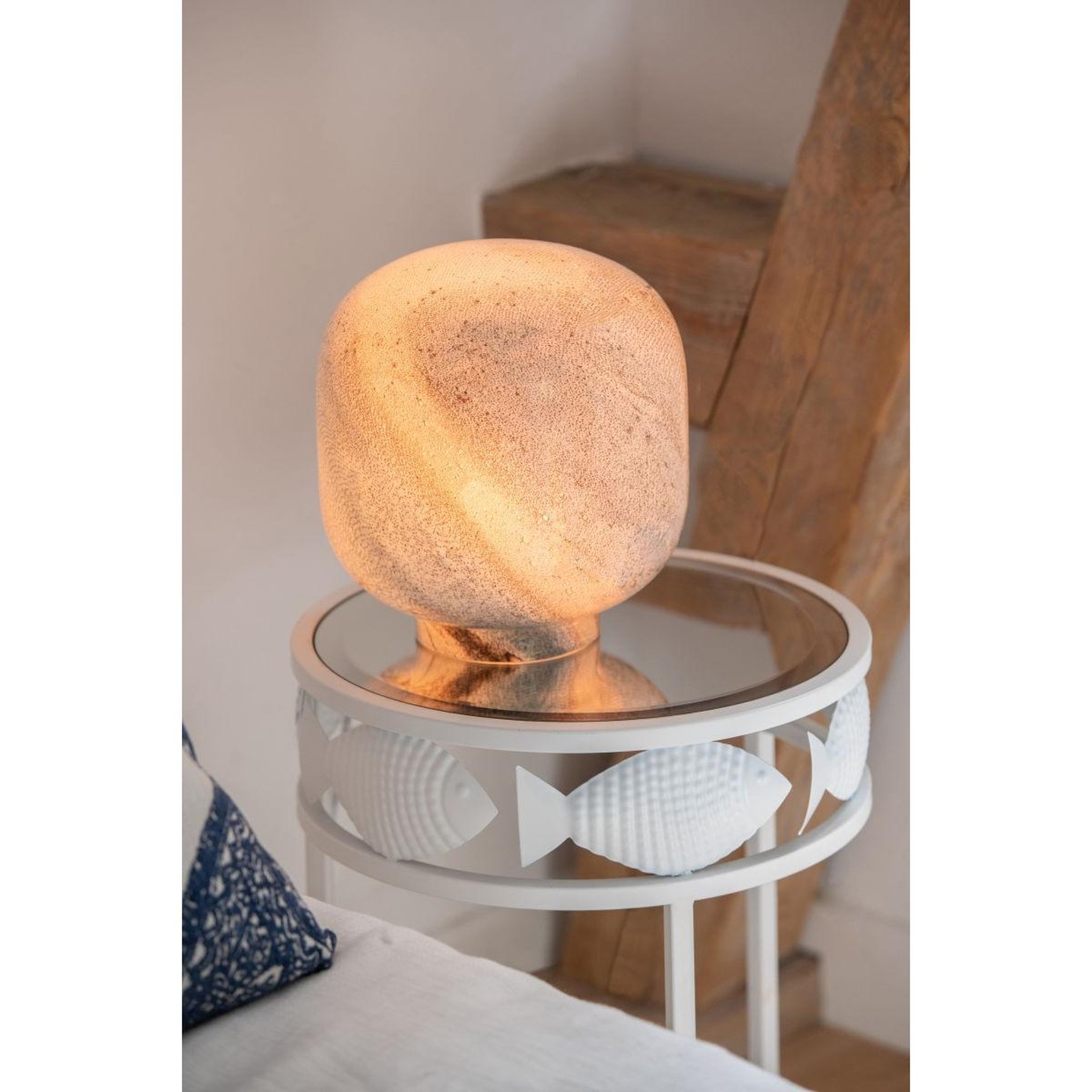 Voir la diapositive 6 : J-LINE Lot de 2 tables d'appoint  poisson  59cm blanc