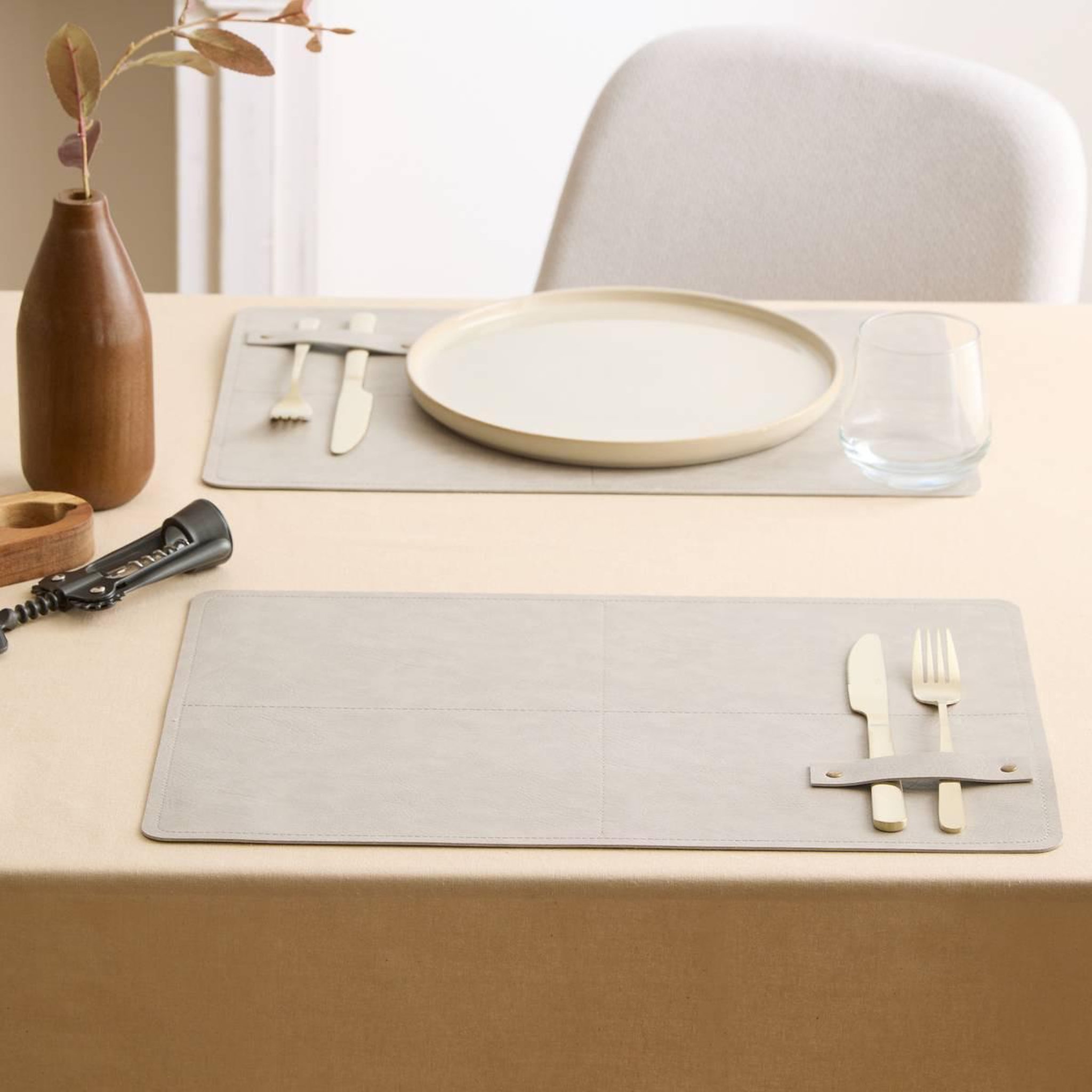 Voir la diapositive 5 : SECRET DE GOURMET Set de Table Rectangulaire  Glenn  30x45cm Beige