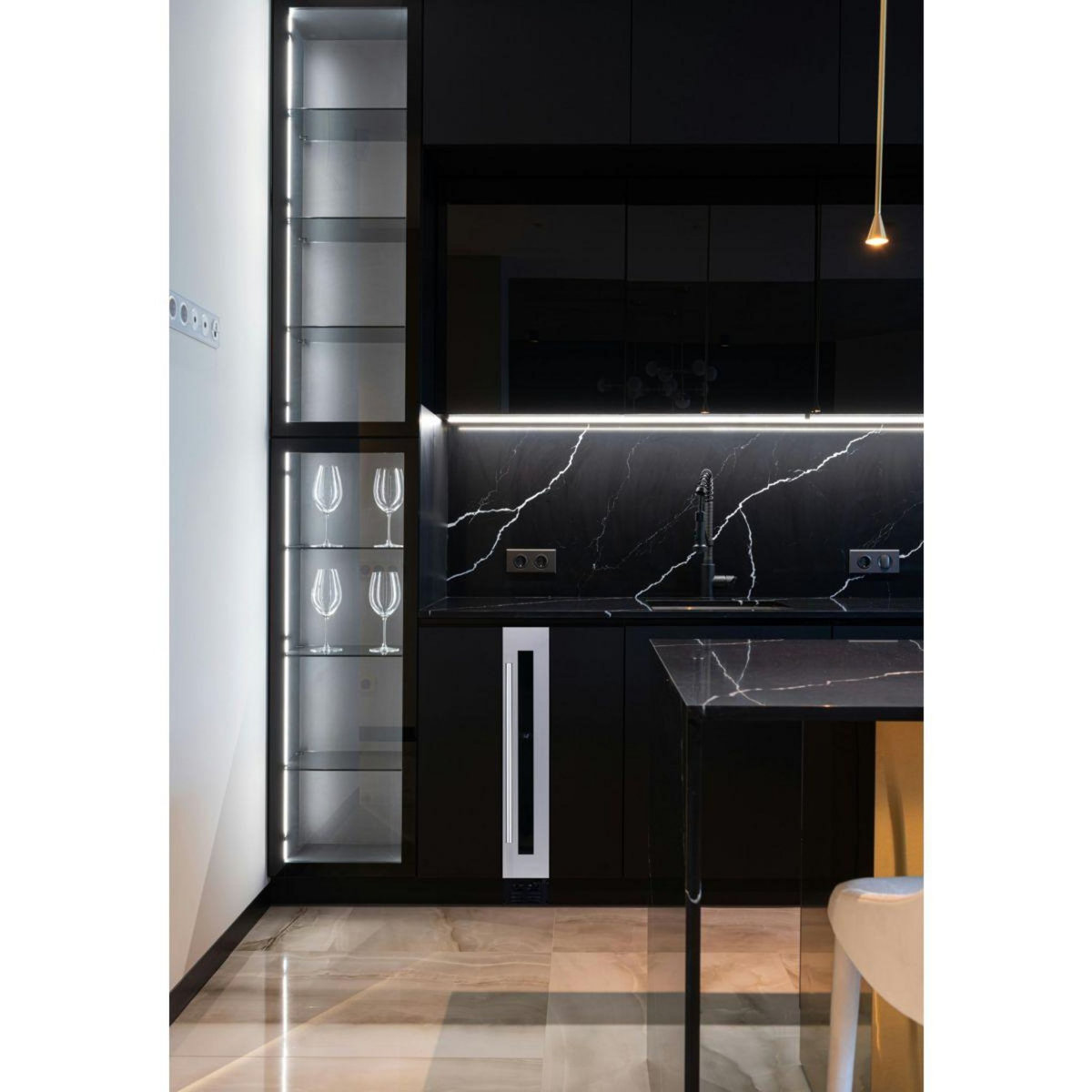 LE CHAI Cave à vin de service LM78/1