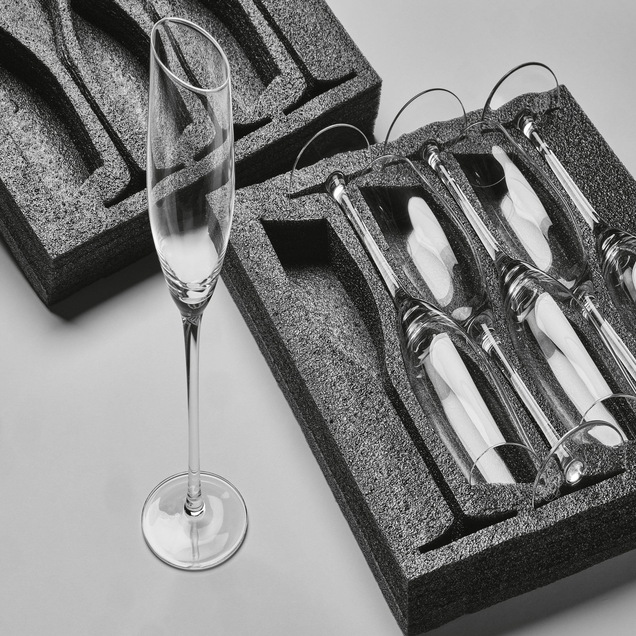 Voir la diapositive 6 : BJORN Set de verres complet sväva - 24 pièces