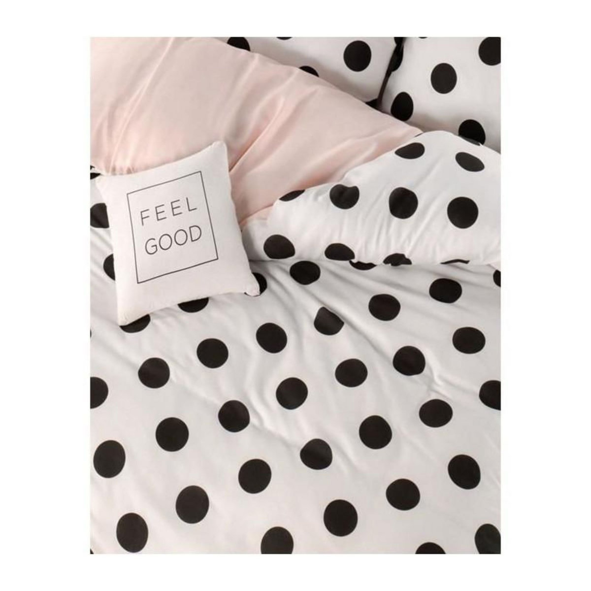 GENERIQUE Parure de lit - 1 housse de couette 220 x 240 cm + 2 taies d'oreiller 60 x 60 cm - 65% coton, 35% polyester - Blanc